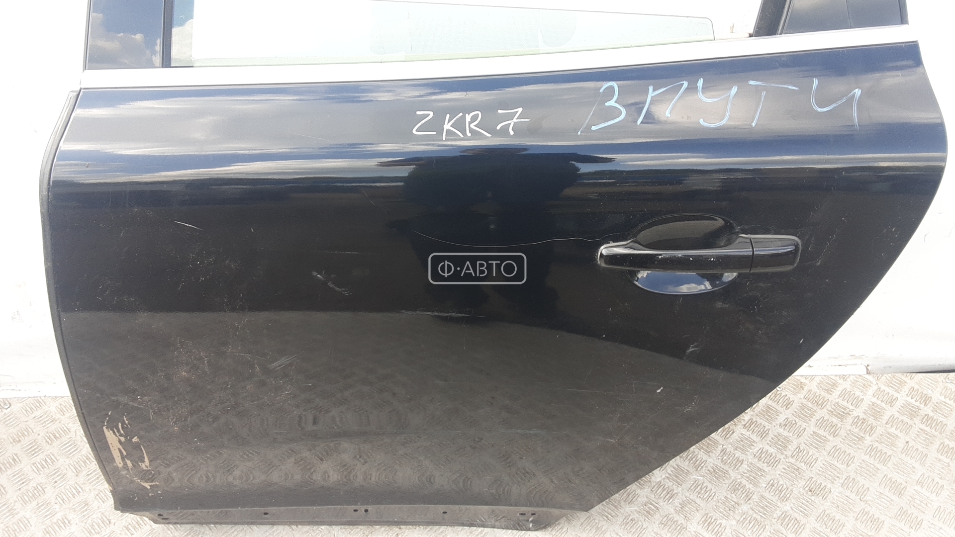 Дверь задняя левая Volvo XC60 1 купить в Беларуси