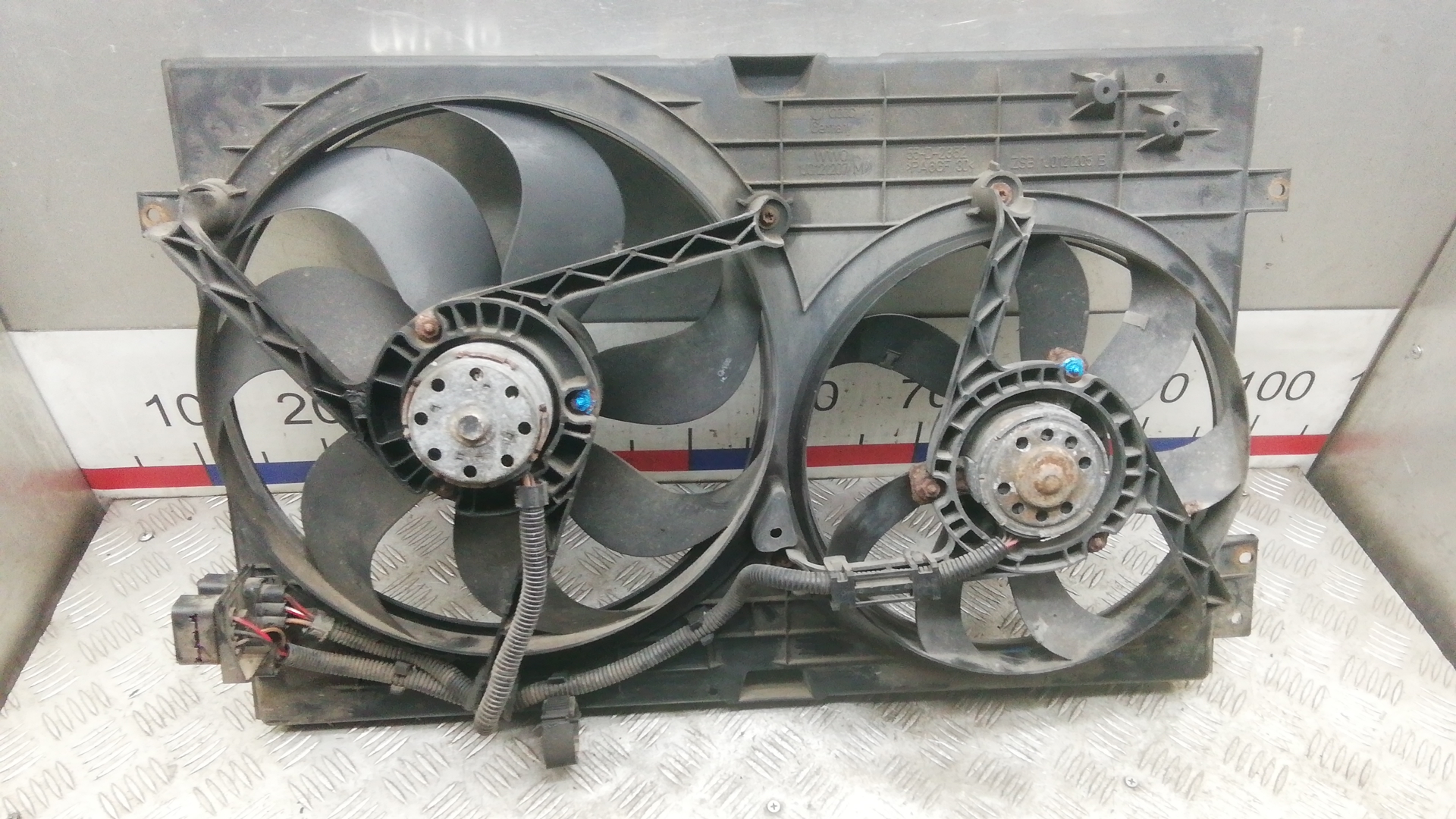 Вентилятор радиатора основного Audi TT 8N купить в России