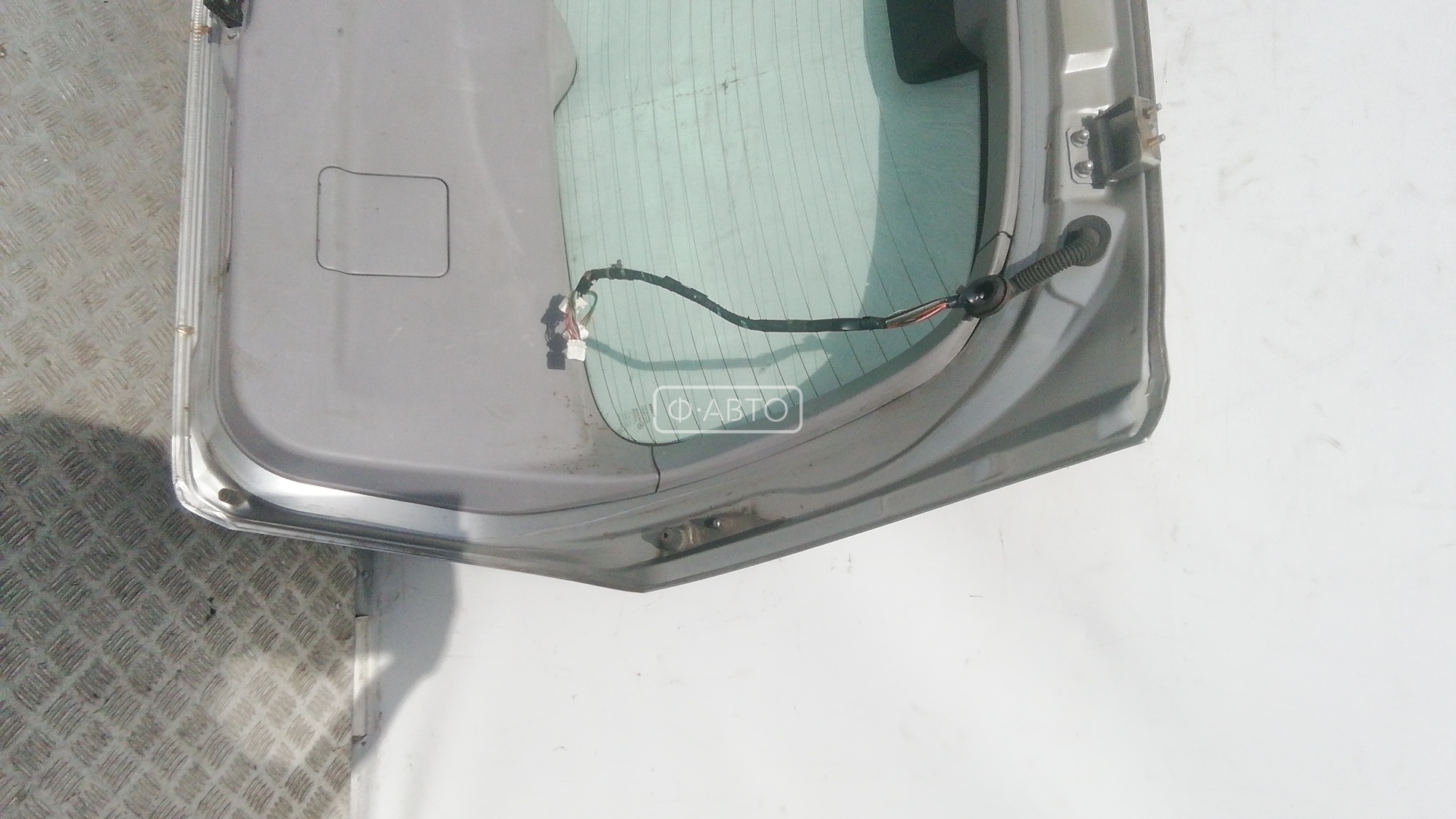 Крышка (дверь) багажника Nissan Primera P12 купить в России