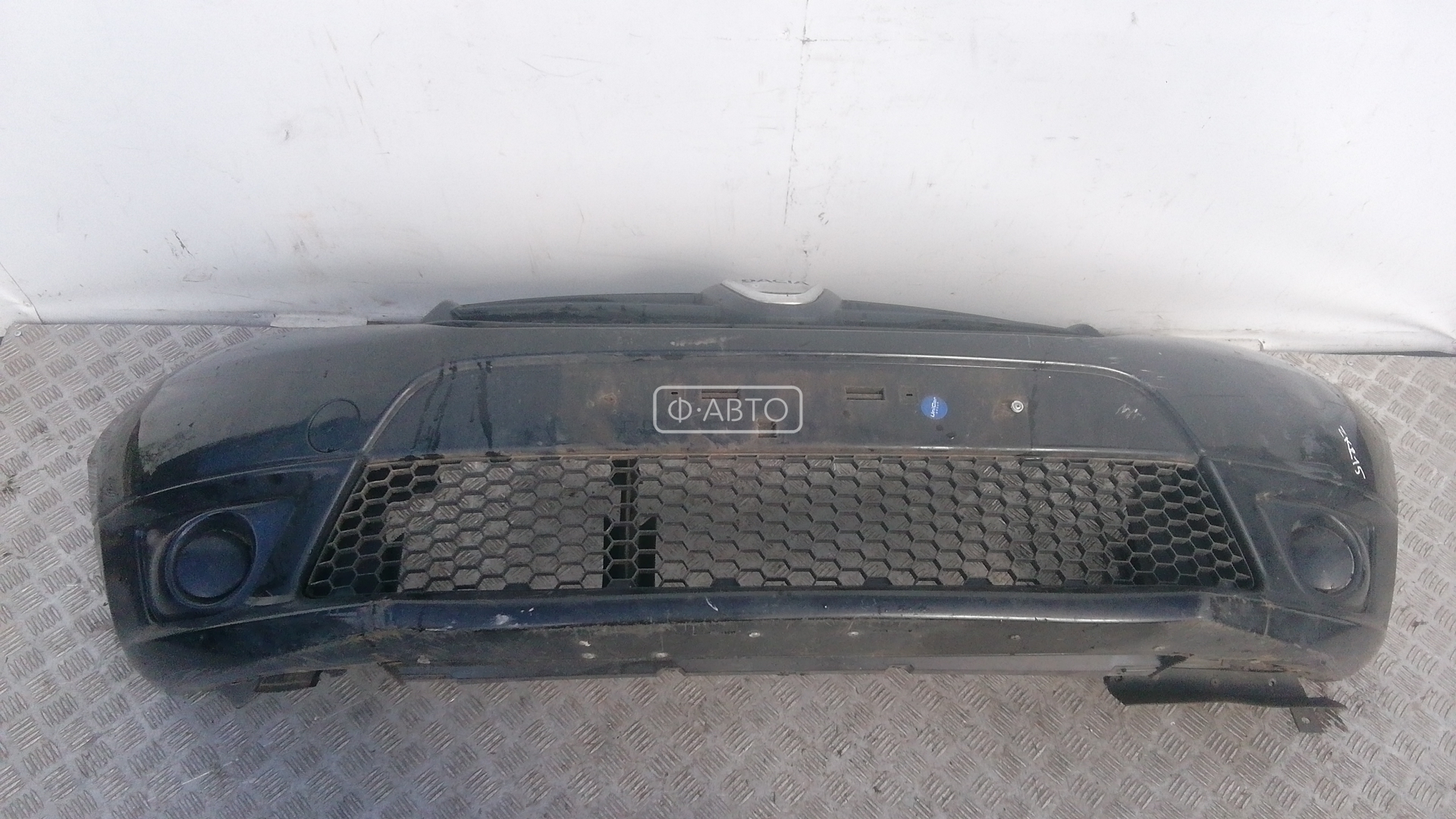 Бампер передний Dacia Sandero 1 купить в Беларуси