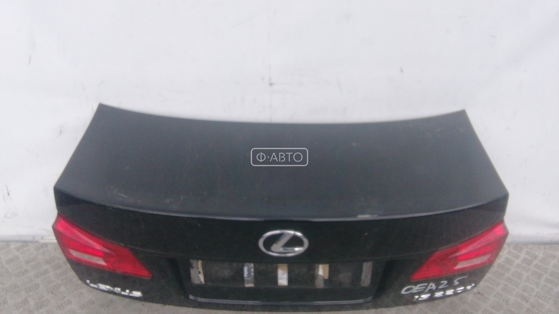 Крышка багажника - Lexus IS (2005-2013)
