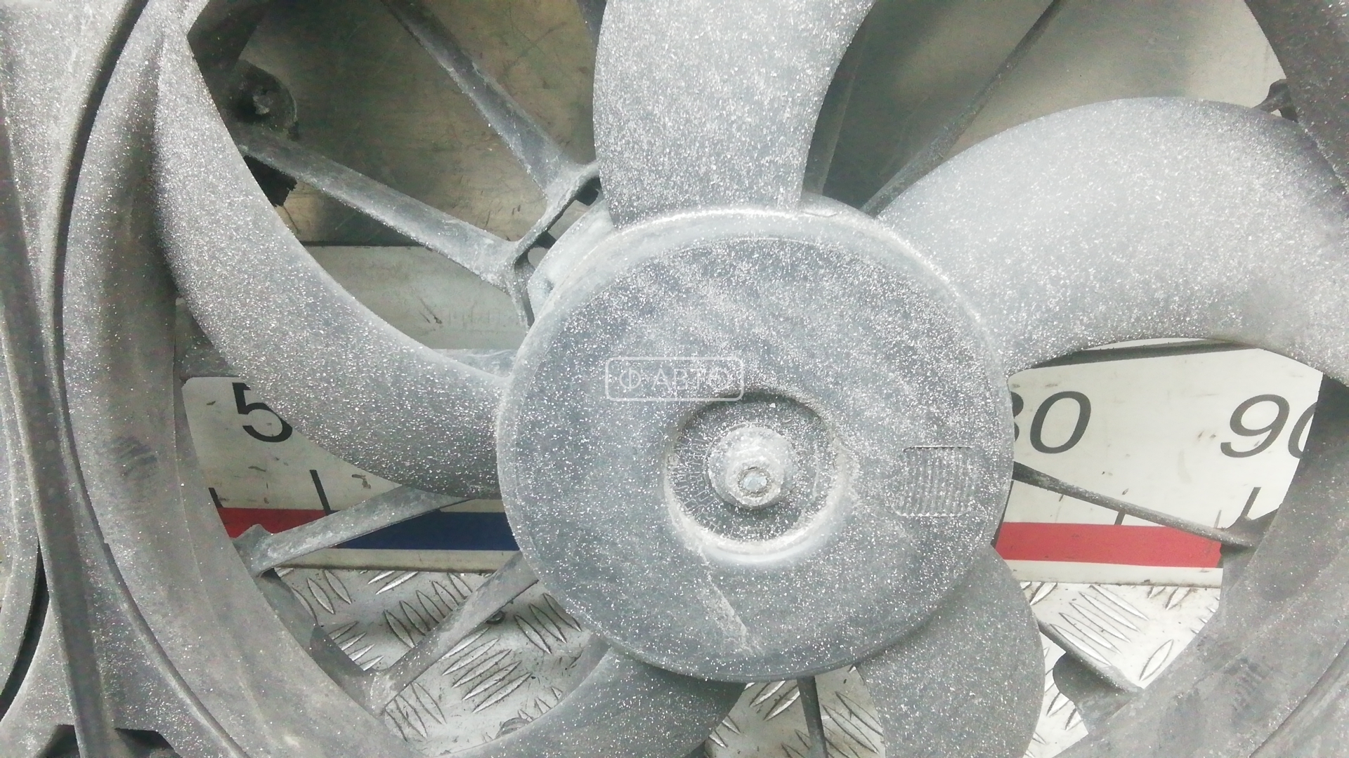 Вентилятор радиатора основного Dodge Caliber (PM) купить в России