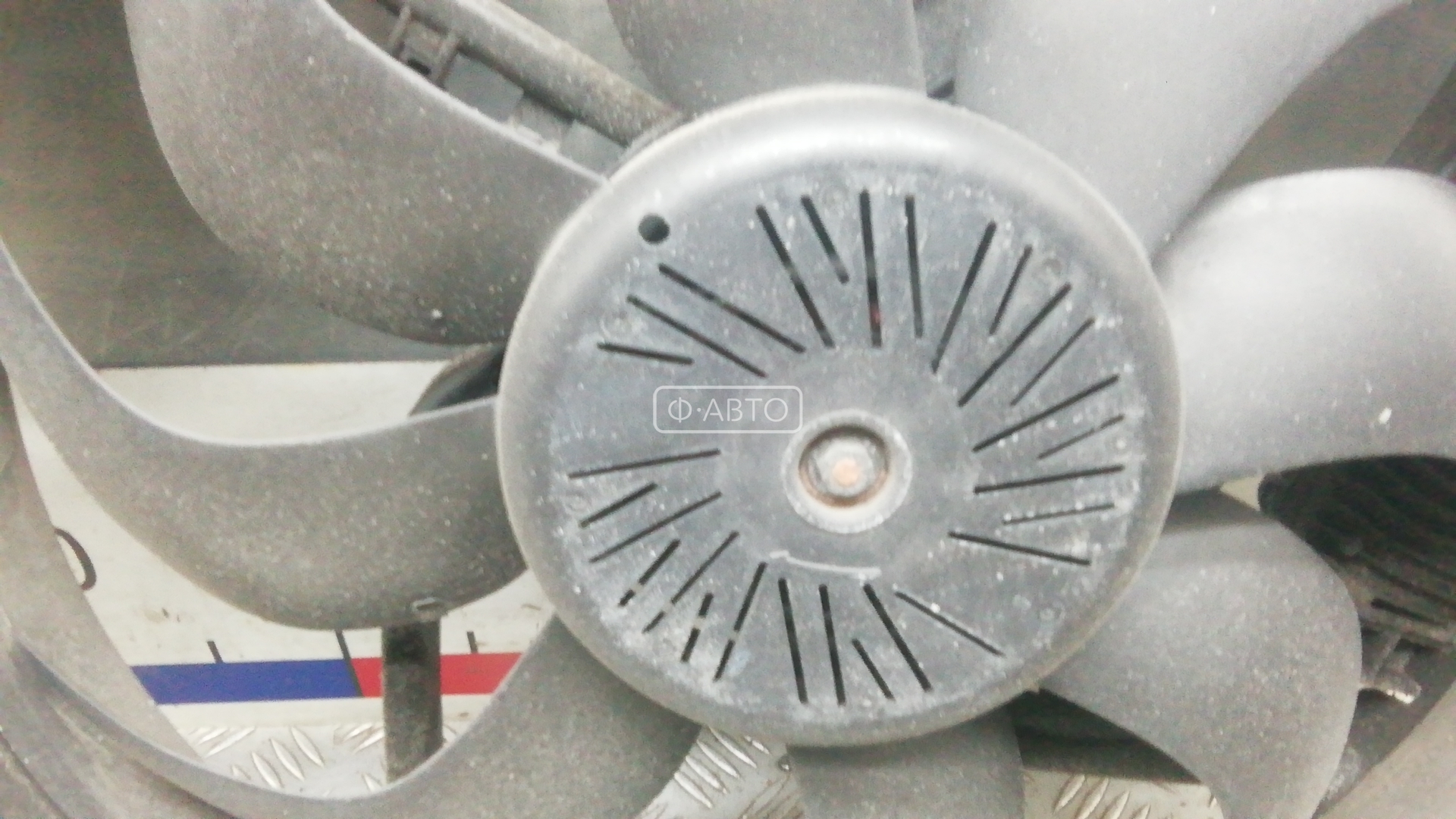 Вентилятор радиатора основного Volvo XC60 1 купить в Беларуси