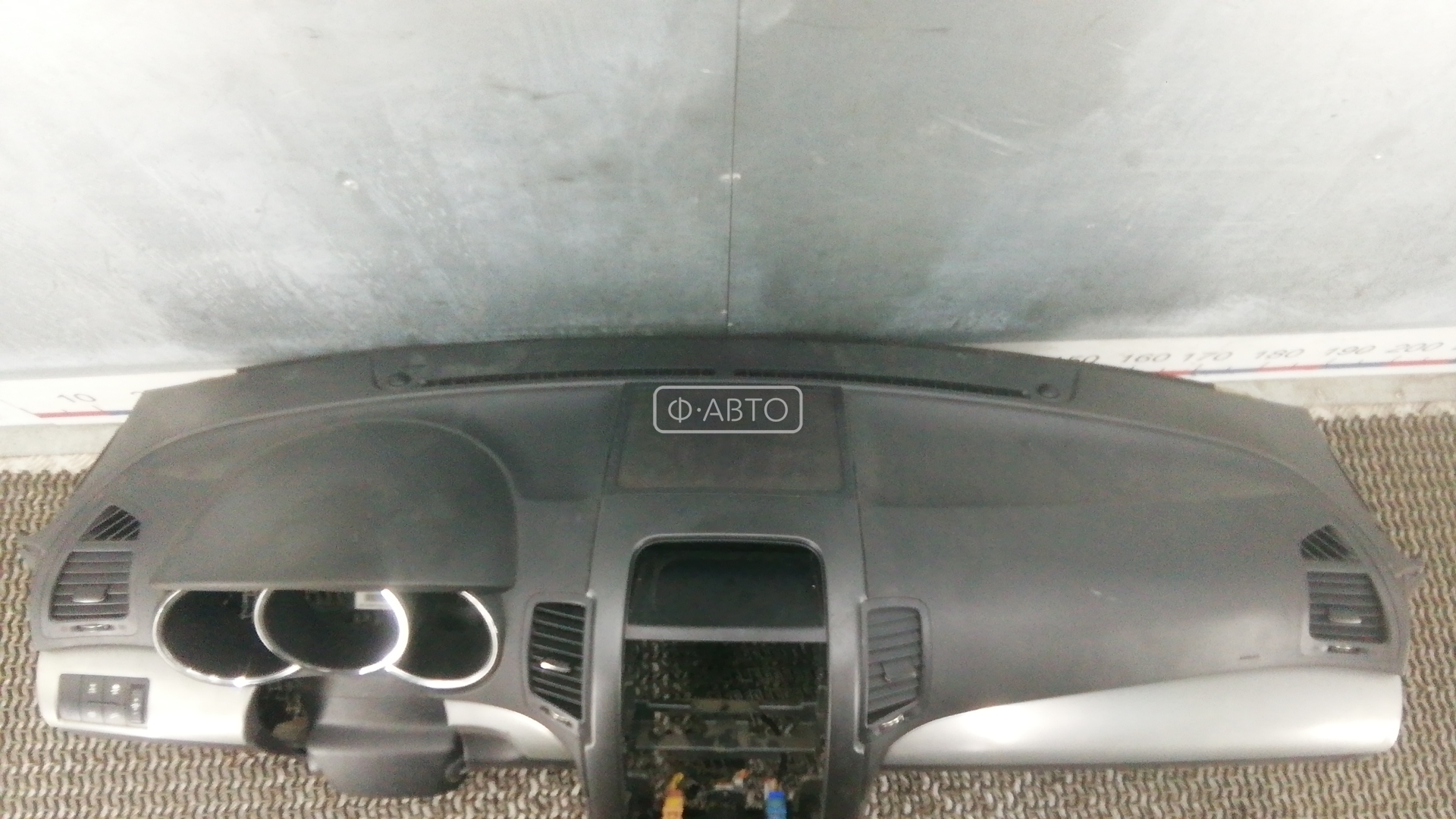 Торпедо (панель передняя) Kia Sorento 1 купить в Беларуси