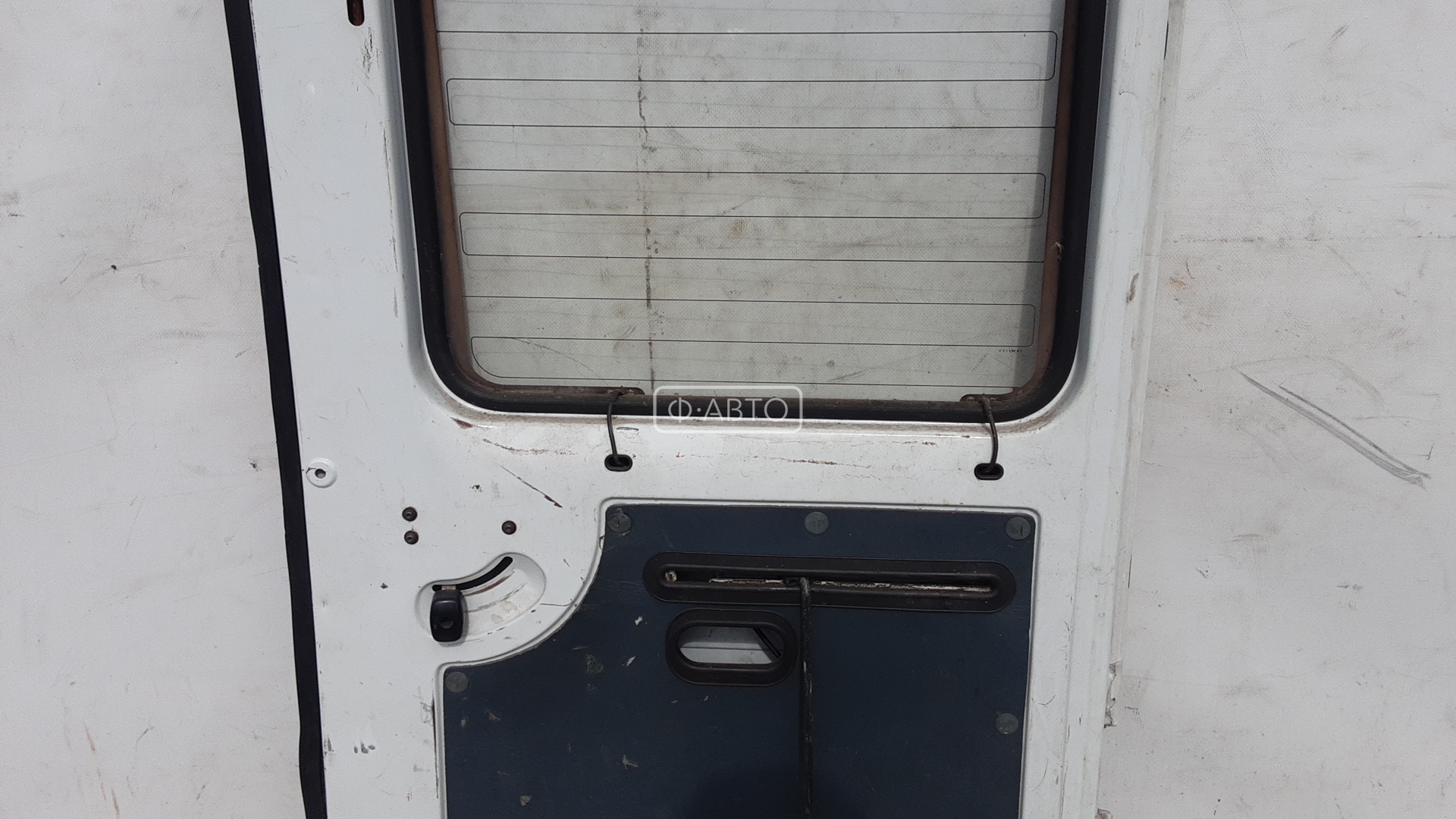Дверь распашная задняя левая Renault Trafic 2 купить в Беларуси