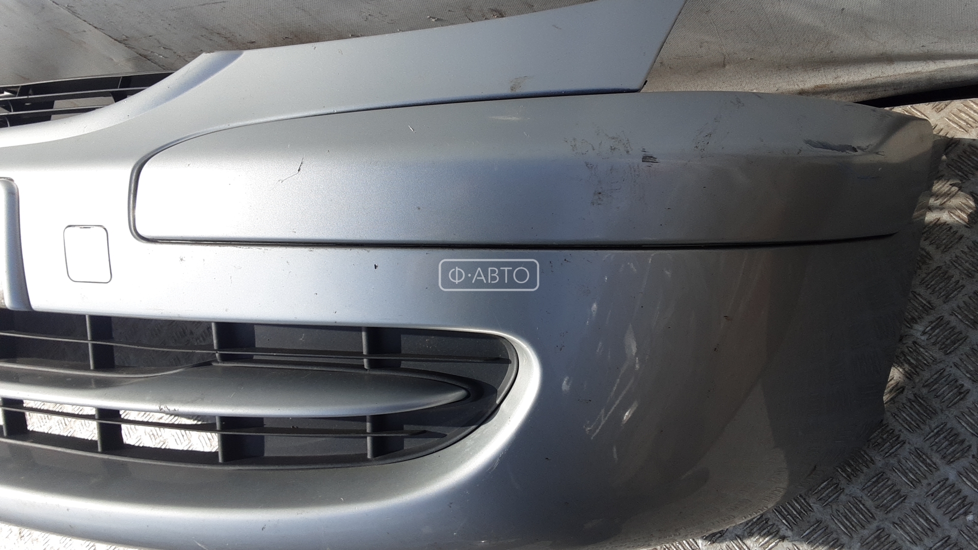 Бампер передний Citroen C8 купить в России