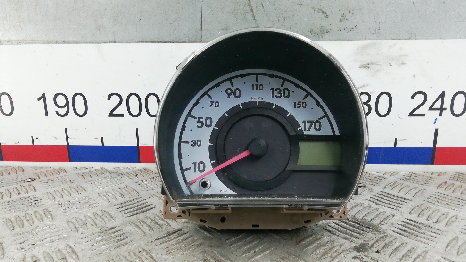 Щиток приборов (приборная панель) - Peugeot 107 (2005-2014)