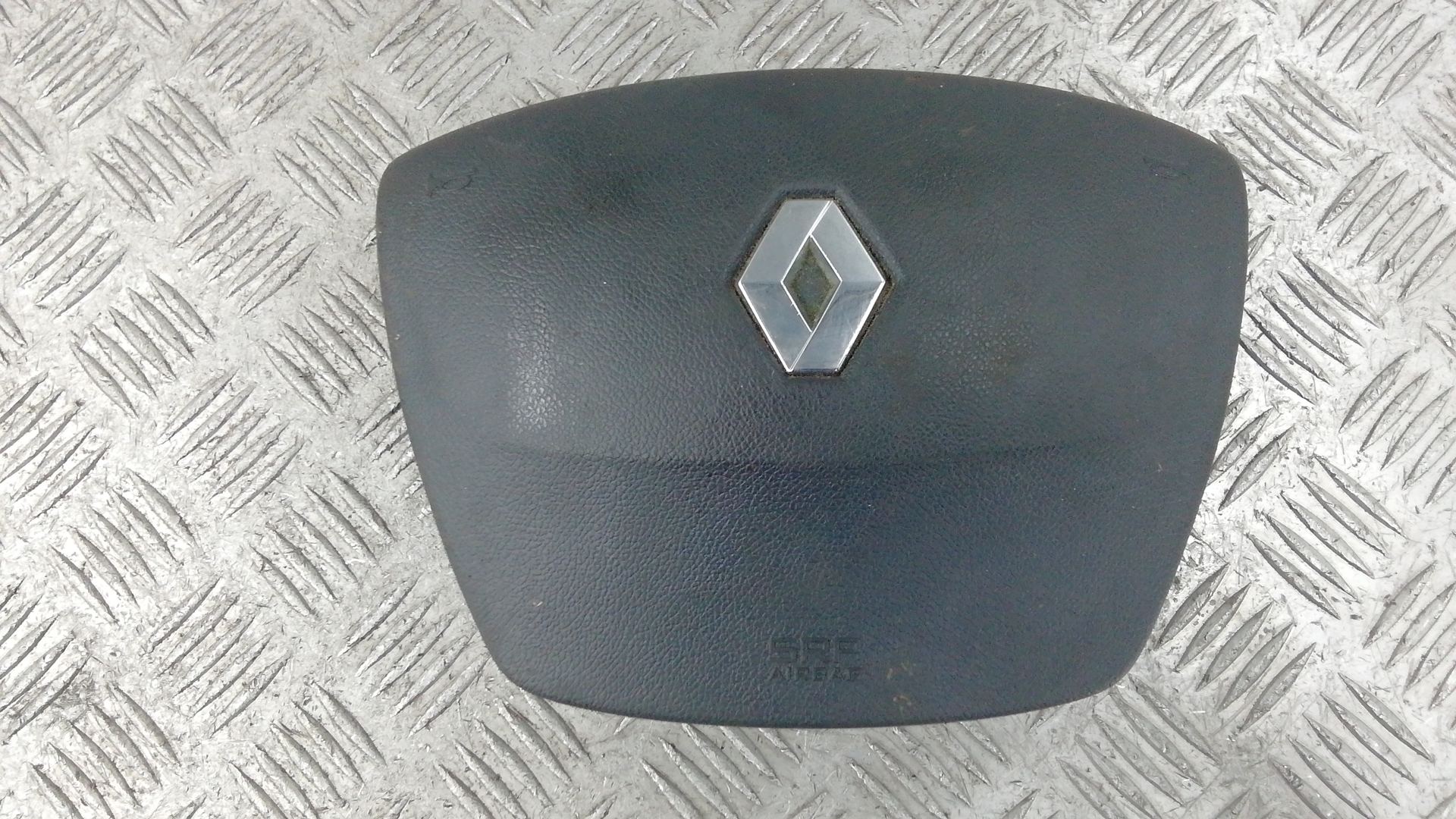 Подушка безопасности (Airbag) водителя - Renault Scenic (2009-2012)