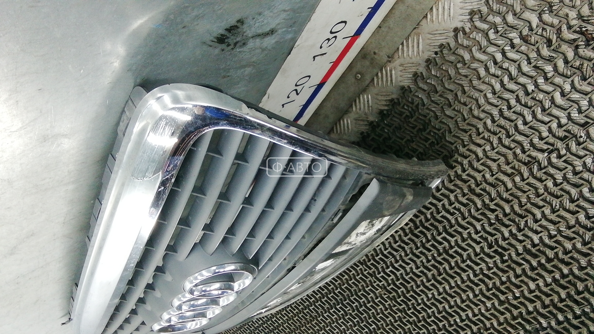 Решетка радиатора Audi A6 C5 купить в России