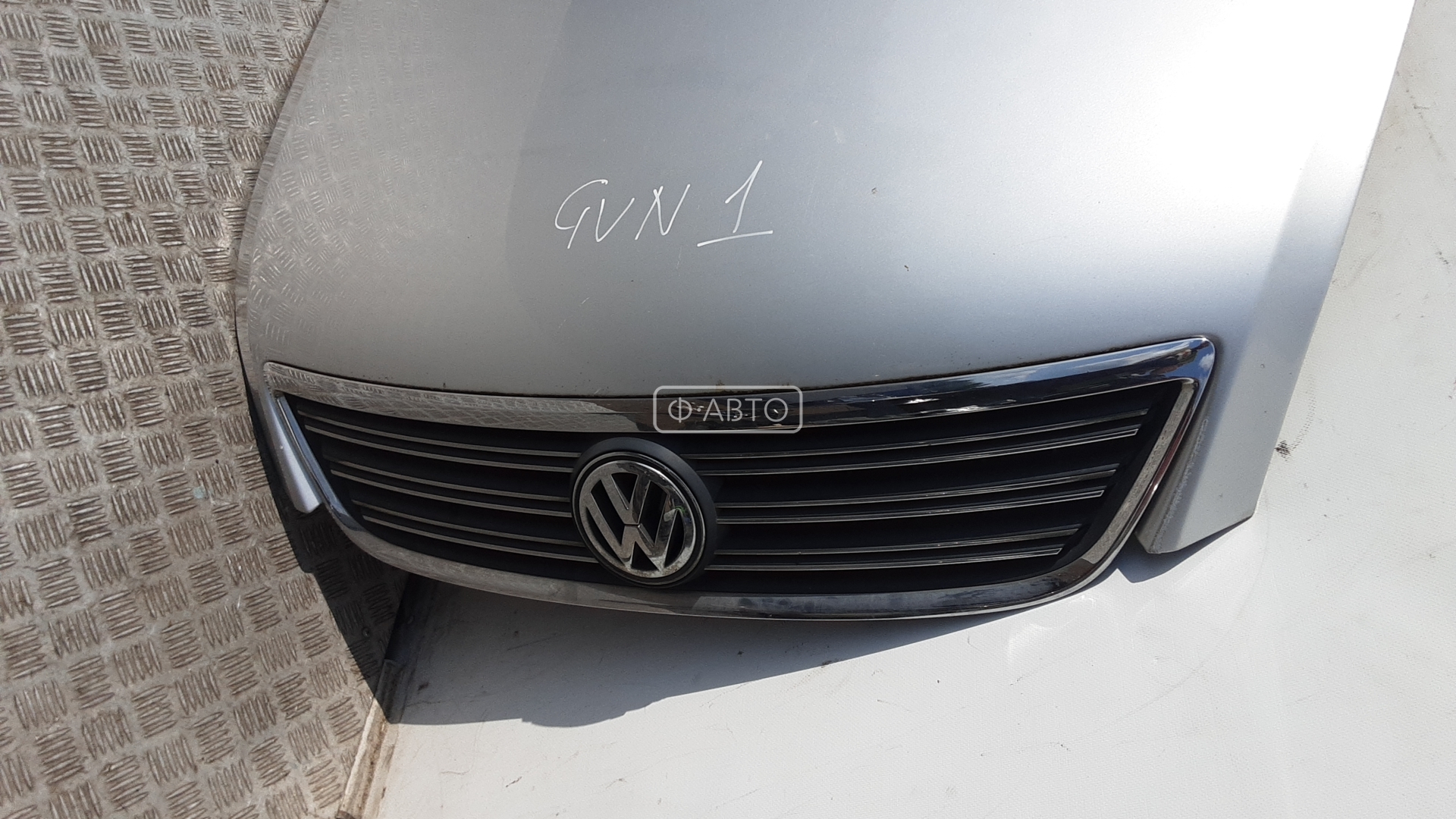 Капот Volkswagen Phaeton купить в России