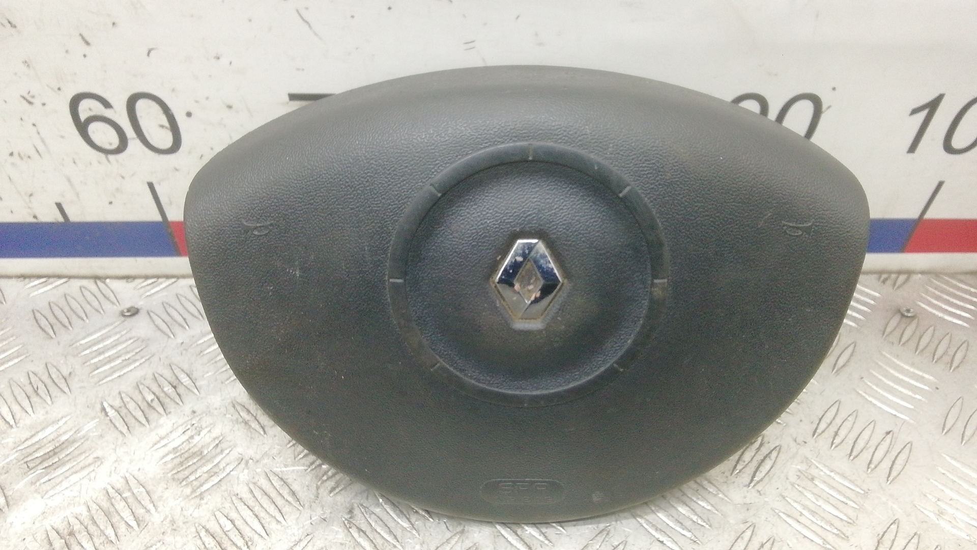 Подушка безопасности (Airbag) водителя - Renault Scenic (2003-2009)