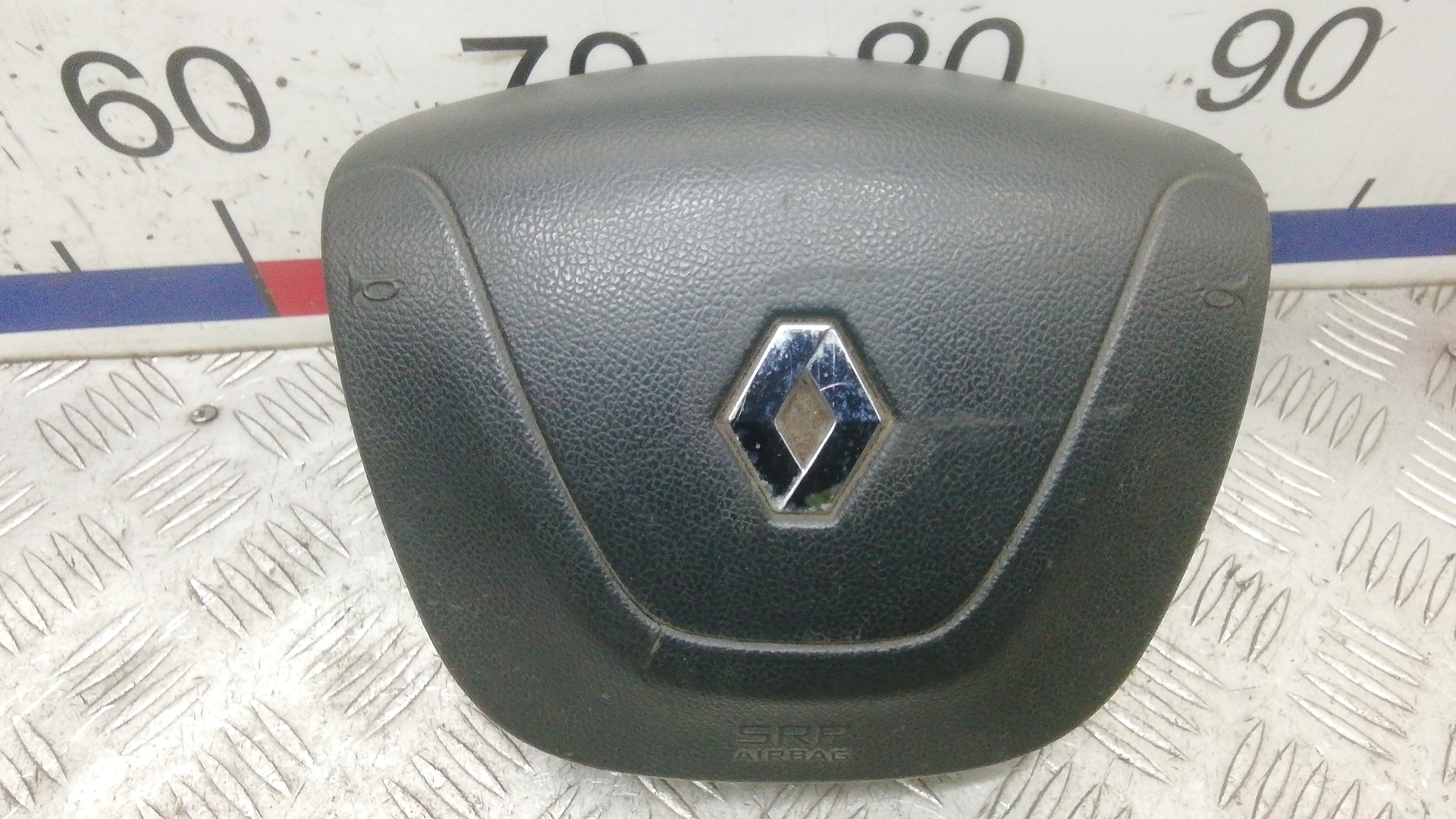 Подушка безопасности в рулевое колесо Renault Master 2 купить в России