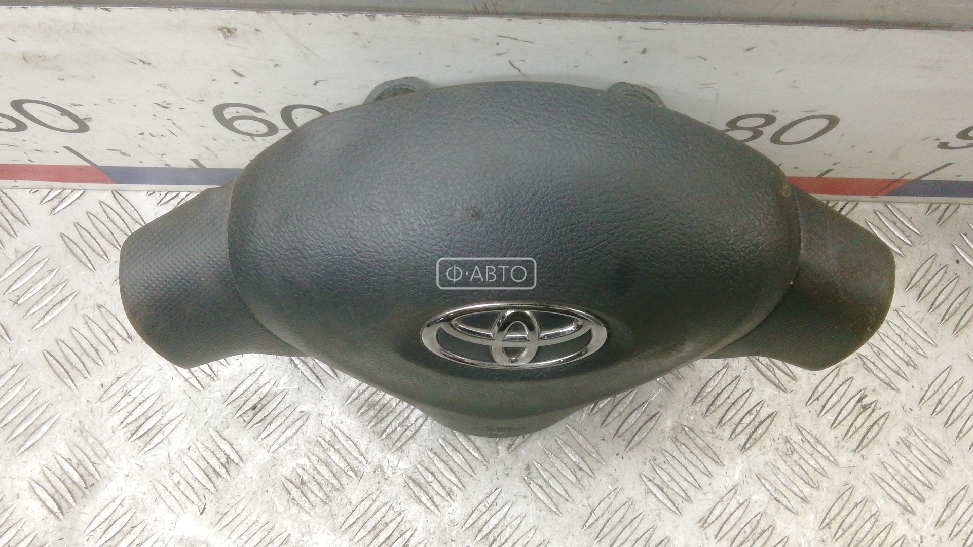 Подушка безопасности в рулевое колесо Toyota Corolla 9 купить в России