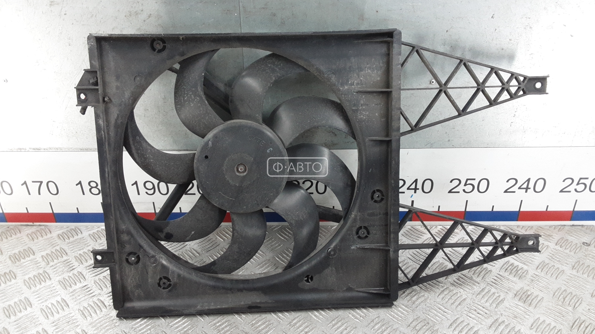 Вентилятор радиатора основного Skoda Fabia 1 купить в Беларуси