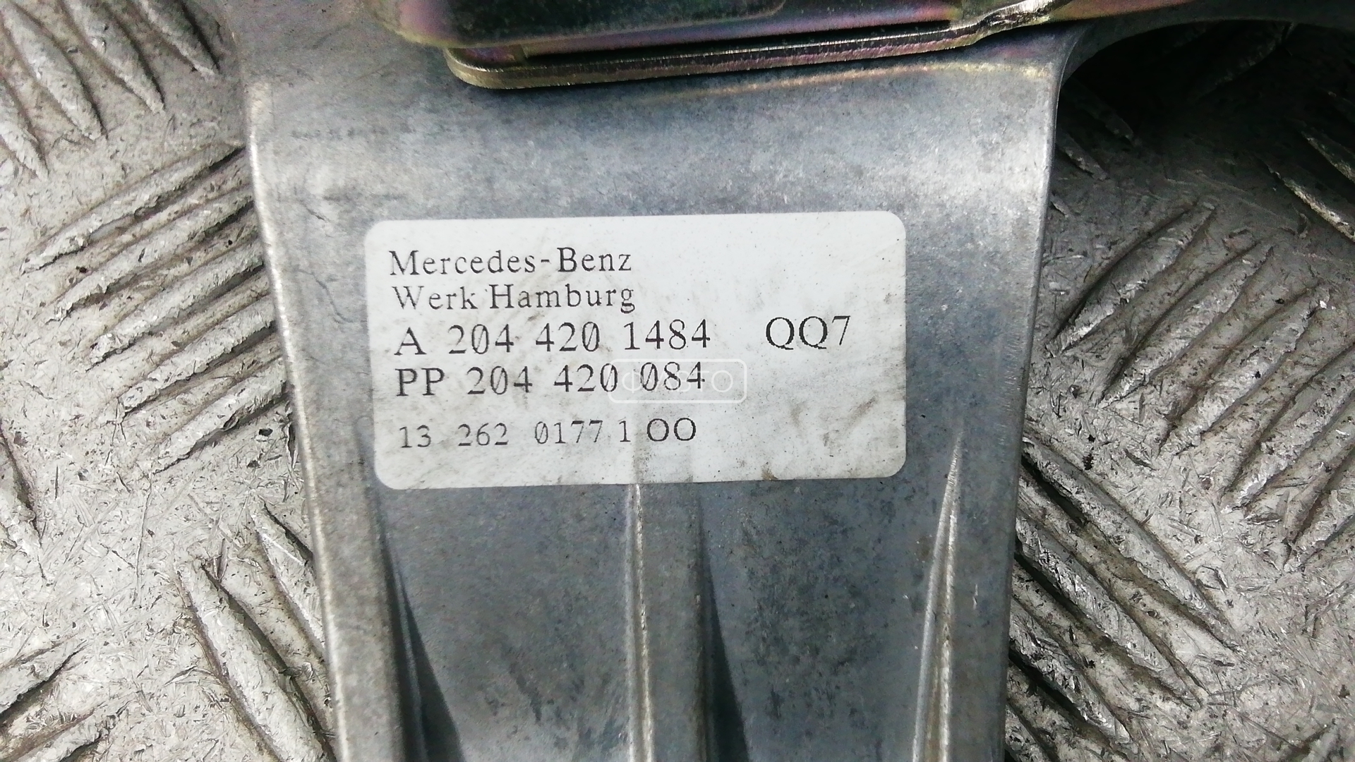 Рычаг ручника (стояночного тормоза) Mercedes C-Class (W204) купить в Беларуси