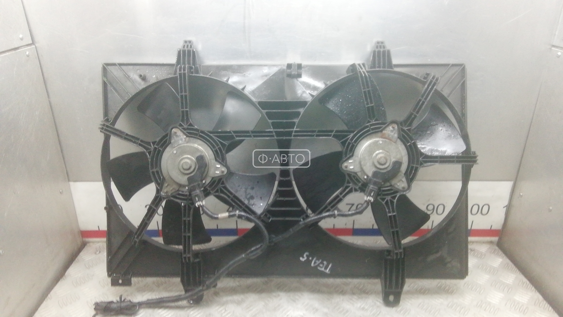 Вентилятор радиатора основного - Nissan Murano (2002-2008)