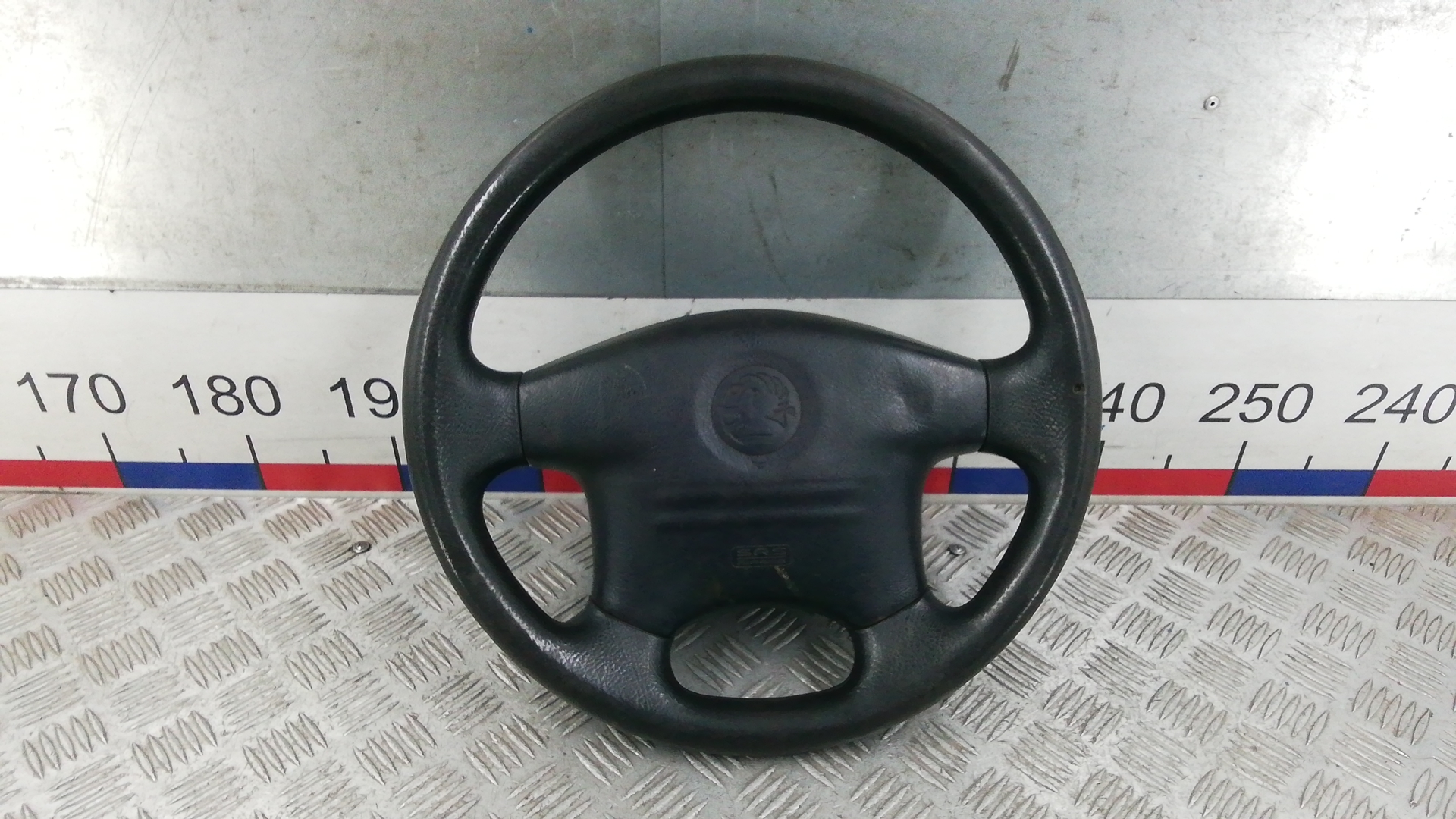 Руль Opel Frontera B купить в России