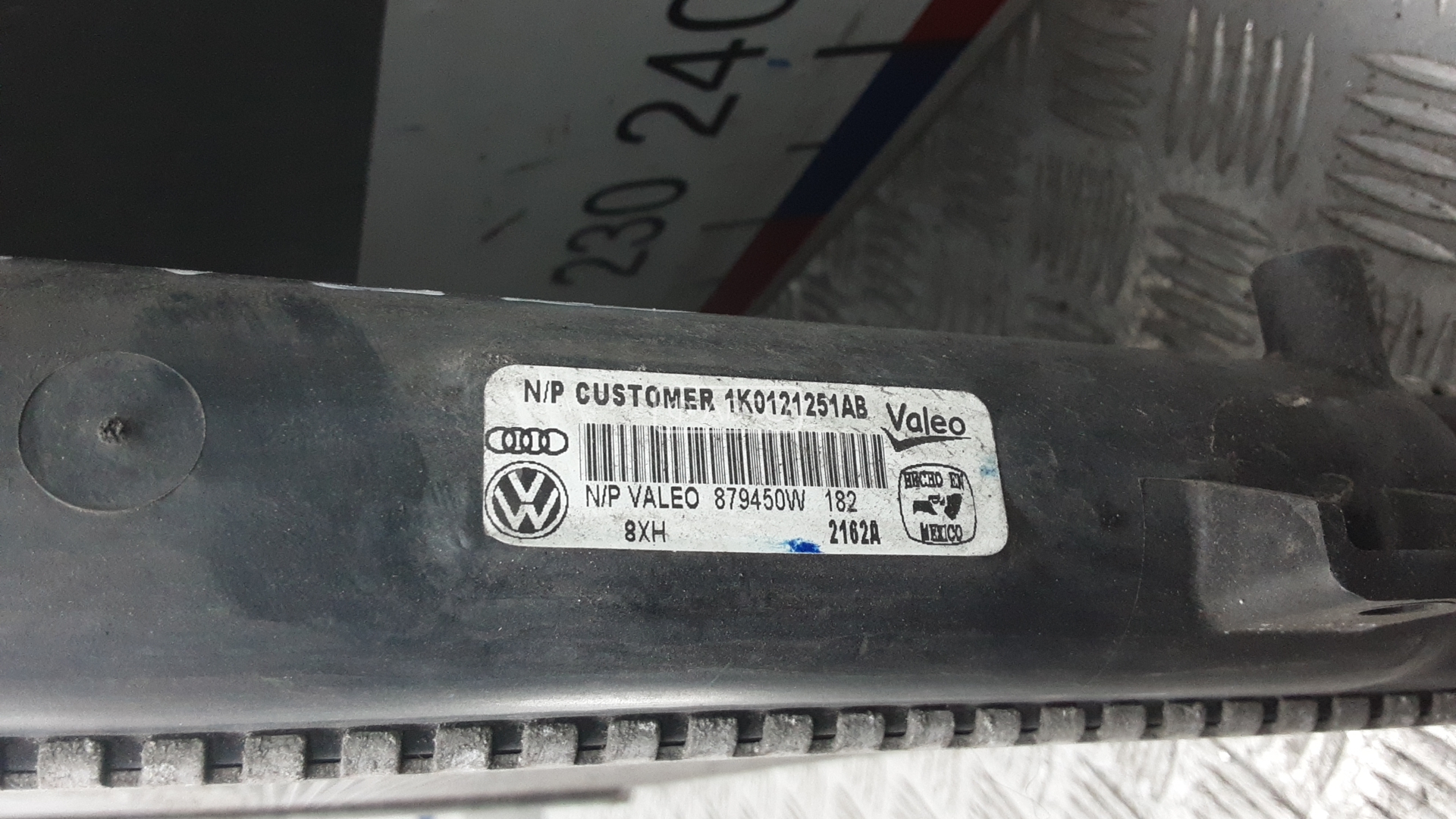 Радиатор основной Volkswagen Jetta 5 купить в Беларуси