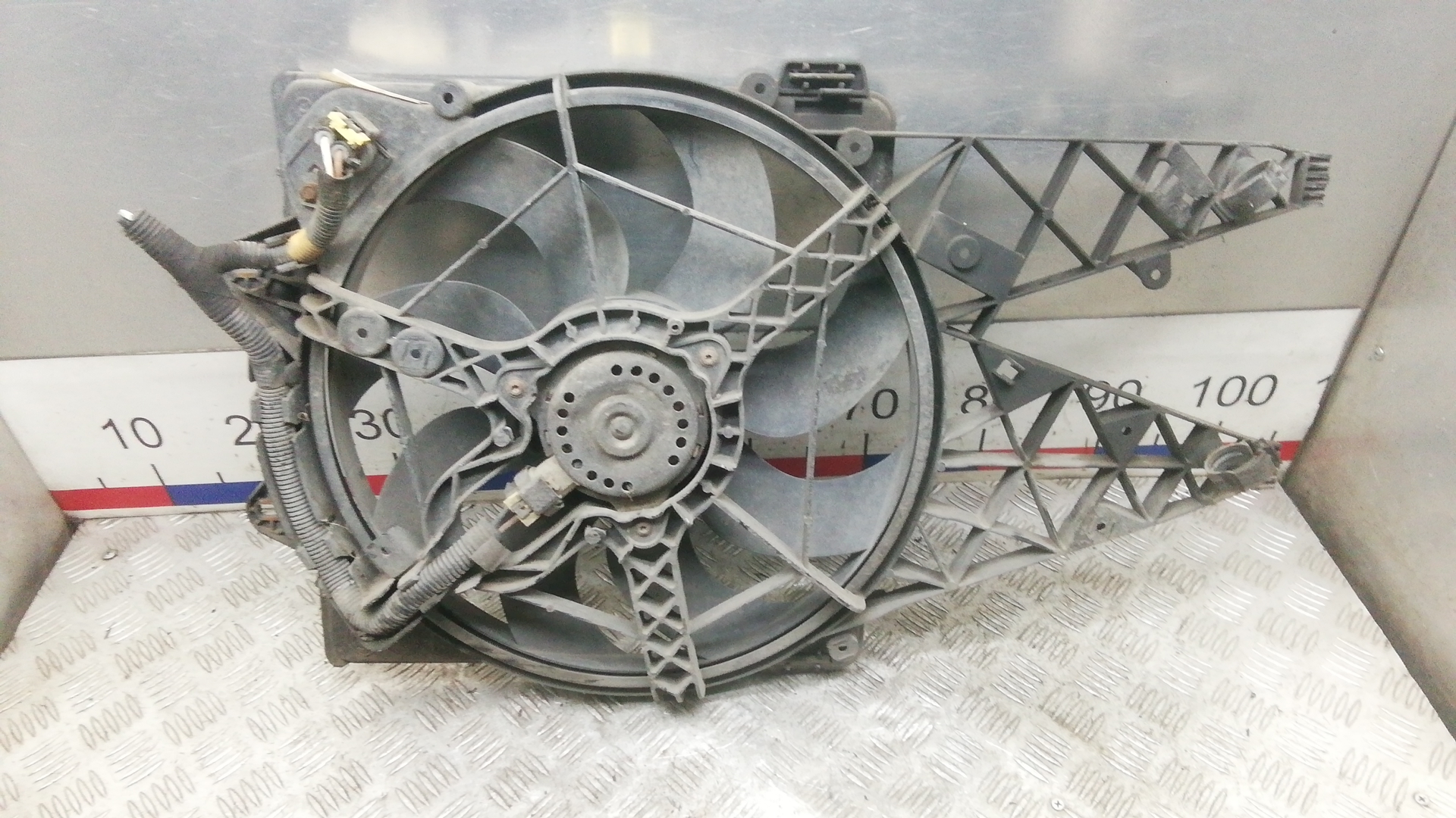 Вентилятор радиатора основного Fiat Doblo 2 (223) купить в России