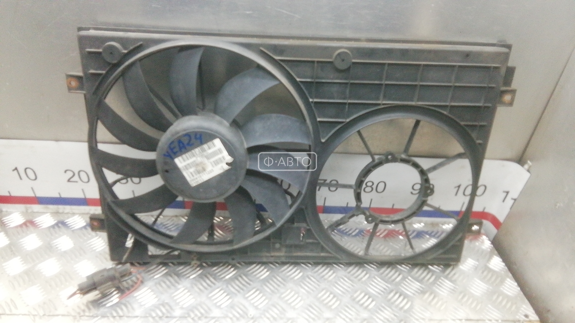 Вентилятор радиатора основного Volkswagen Caddy 3 купить в России