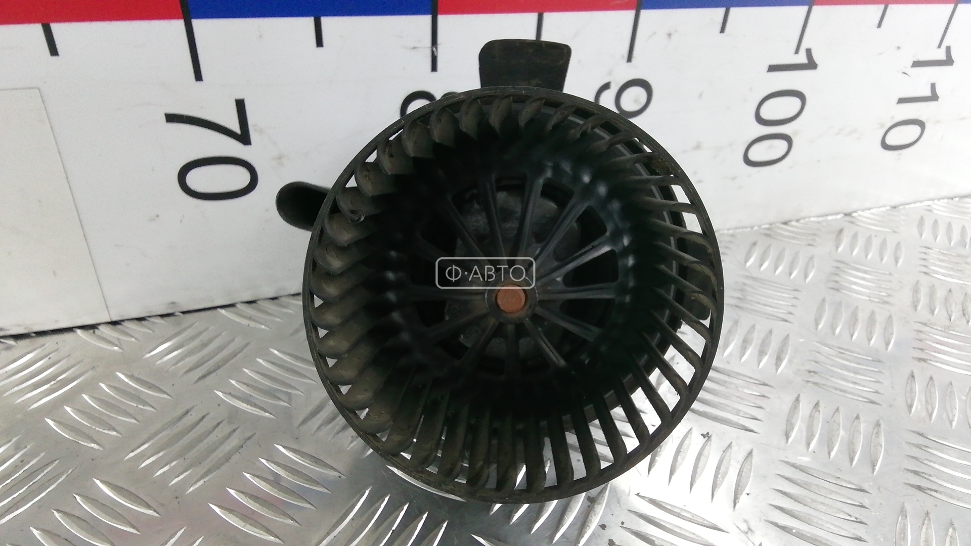 Моторчик печки (вентилятор отопителя) Citroen C4 1 купить в России
