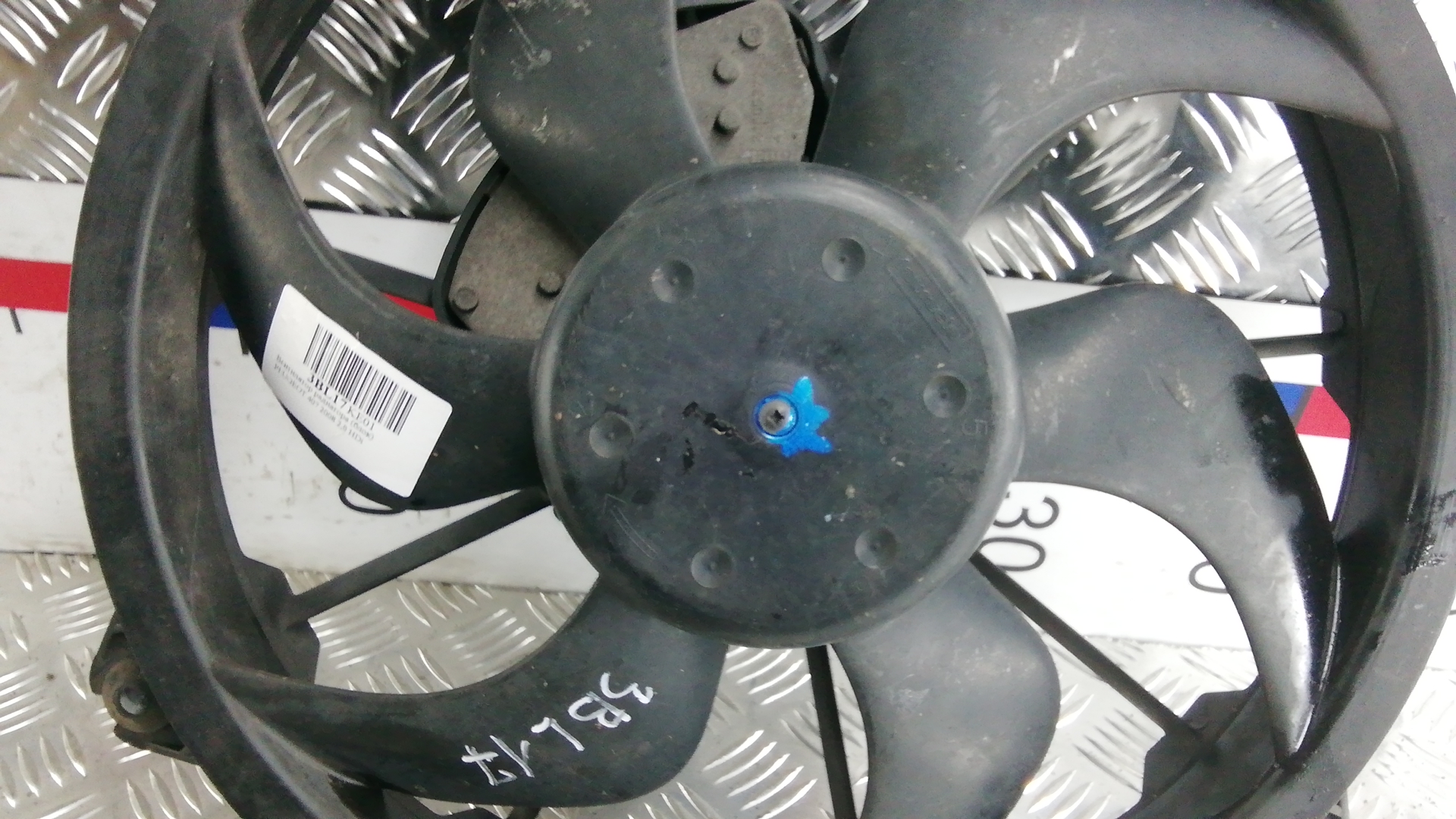 Вентилятор радиатора основного Peugeot 407 купить в России