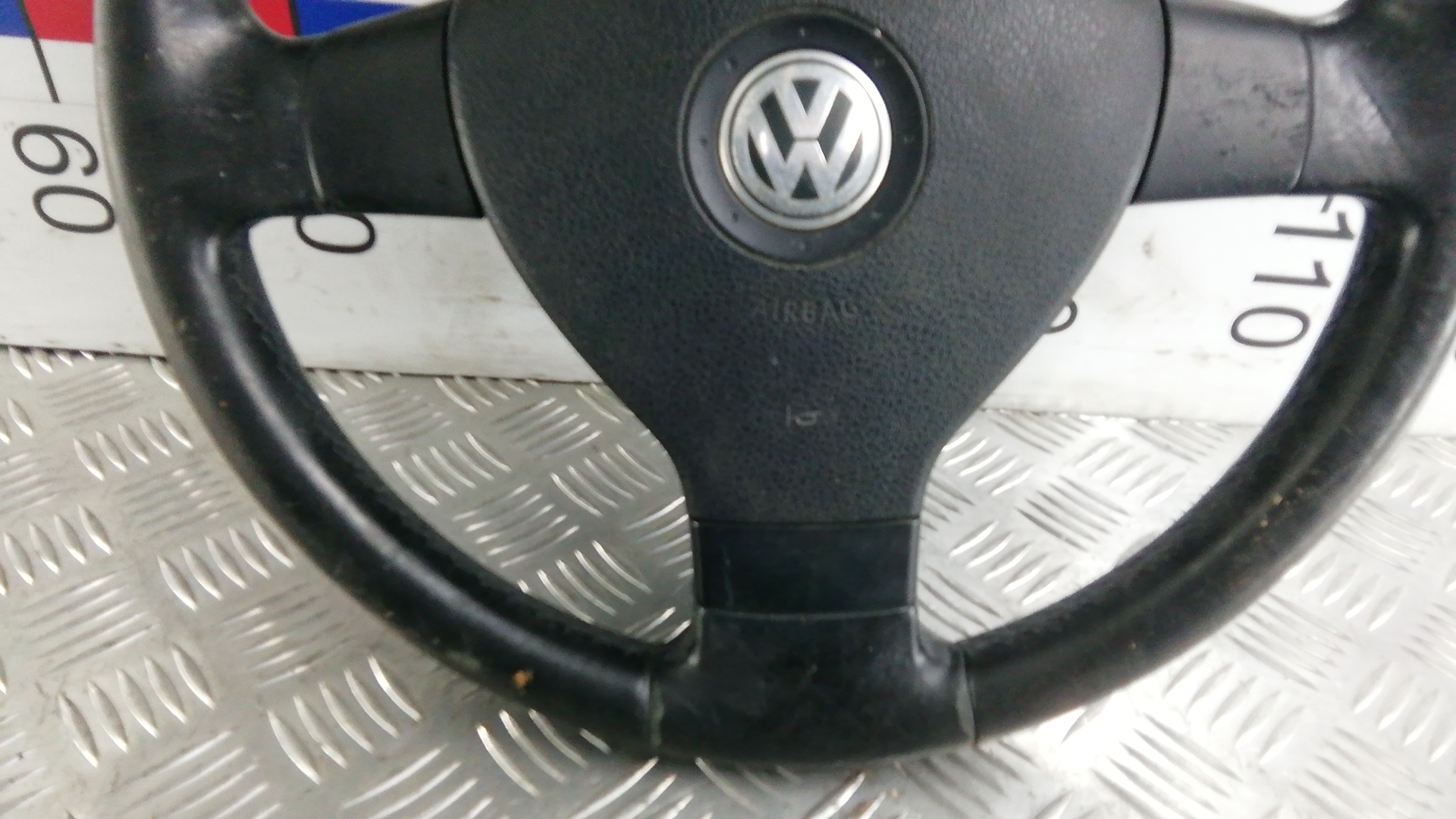 Руль Volkswagen Golf Plus купить в России