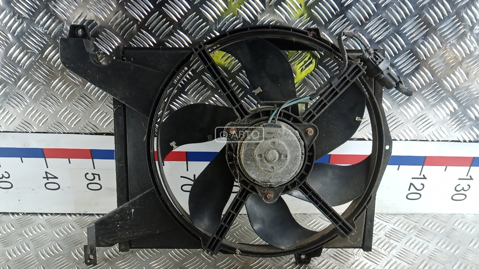Вентилятор радиатора основного - Mitsubishi Carisma (1995-2004)