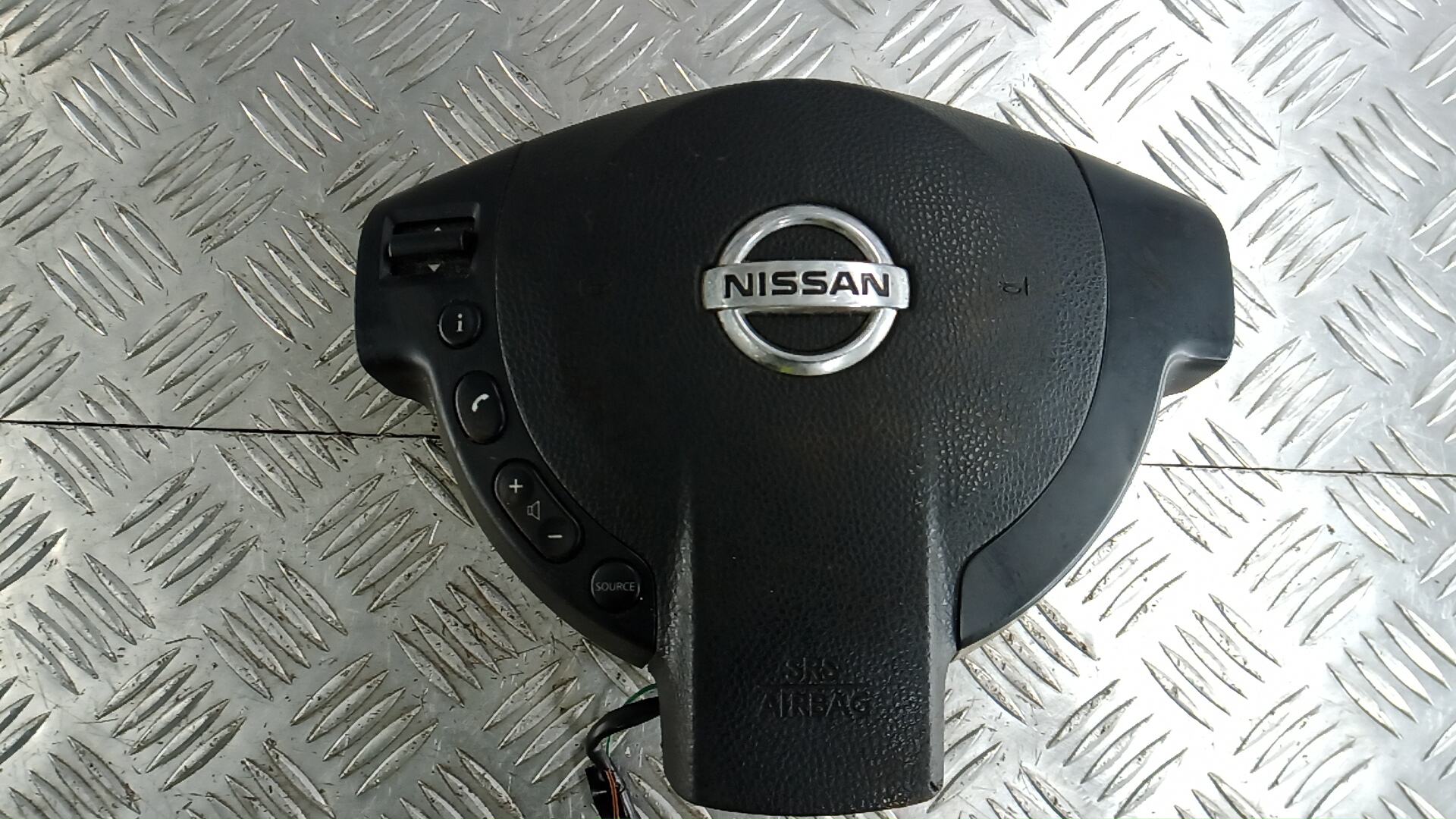Подушка безопасности в рулевое колесо Nissan Qashqai 1 купить в России