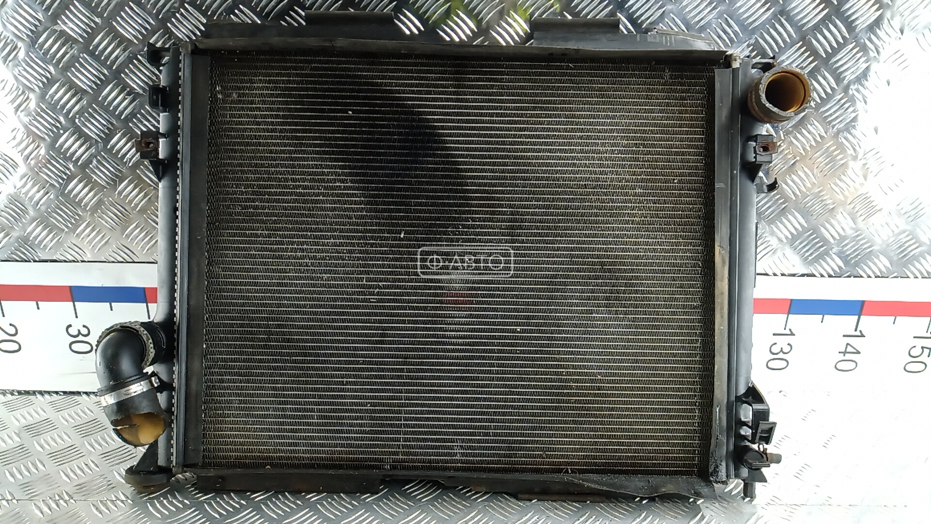 Радиатор основной - Chrysler 300C (2004-2011)