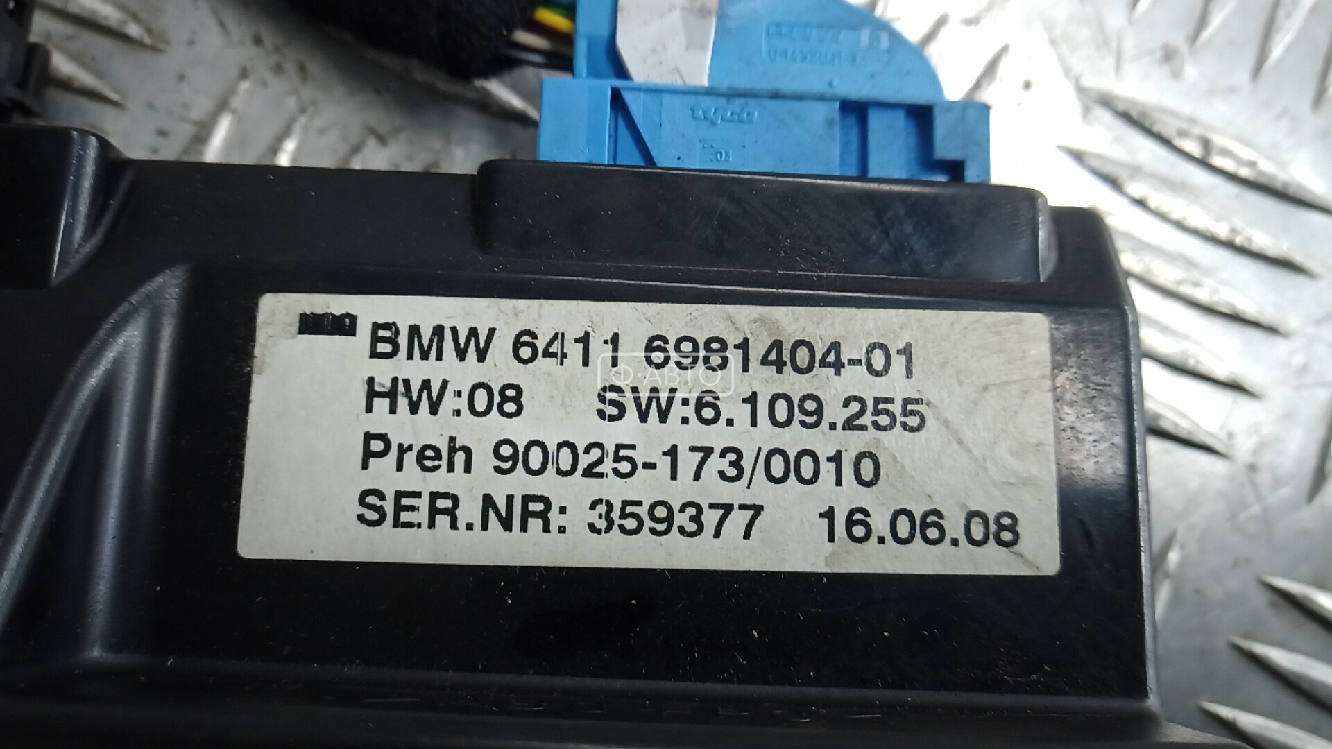 Переключатель отопителя (печки) BMW 7-Series (E38) купить в Беларуси
