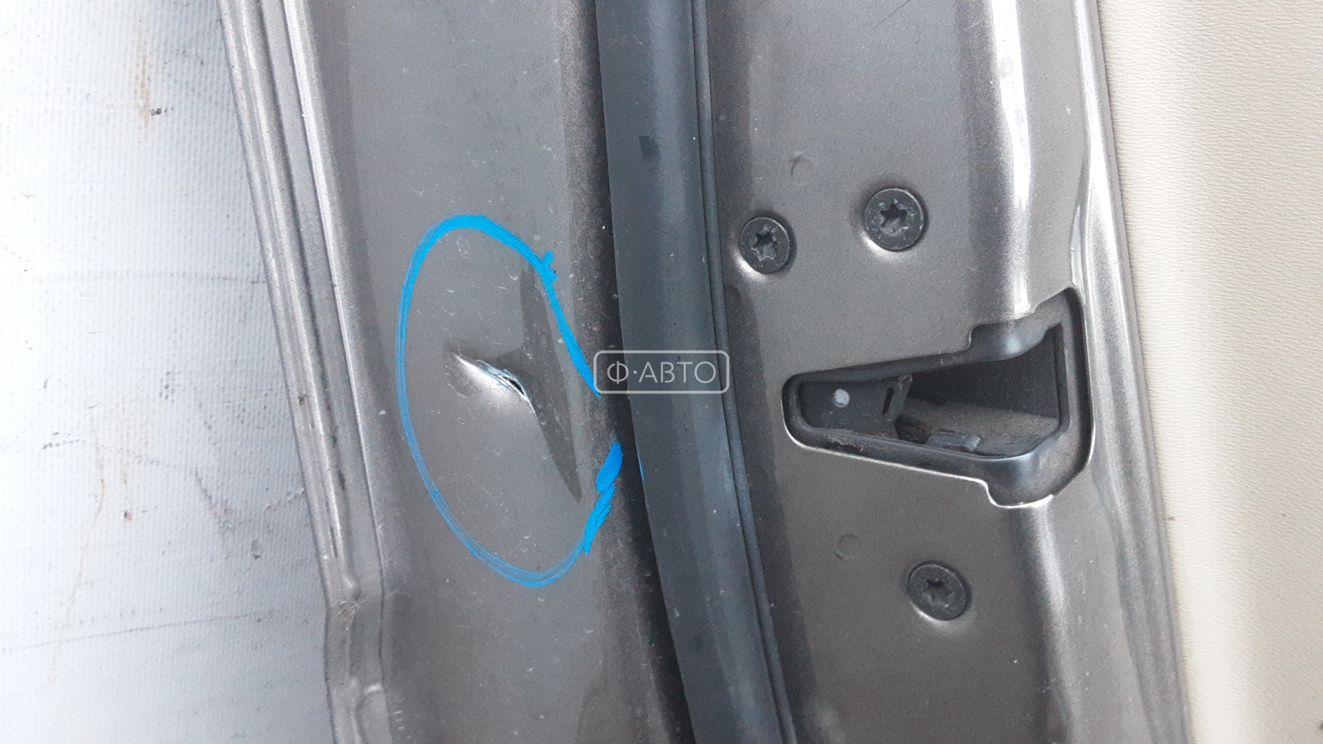 Дверь передняя левая Volvo XC70 2 купить в Беларуси