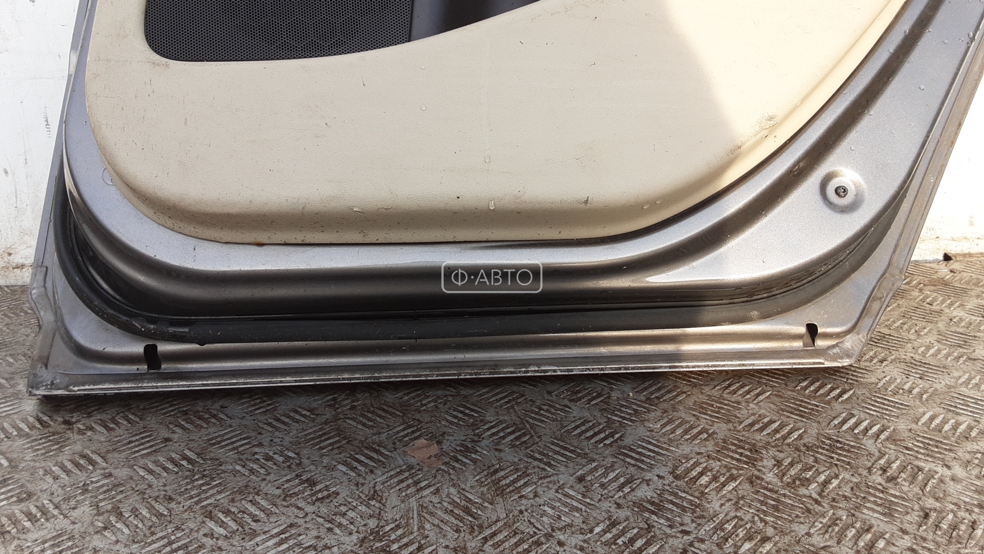 Дверь задняя правая Volvo XC70 2 купить в Беларуси