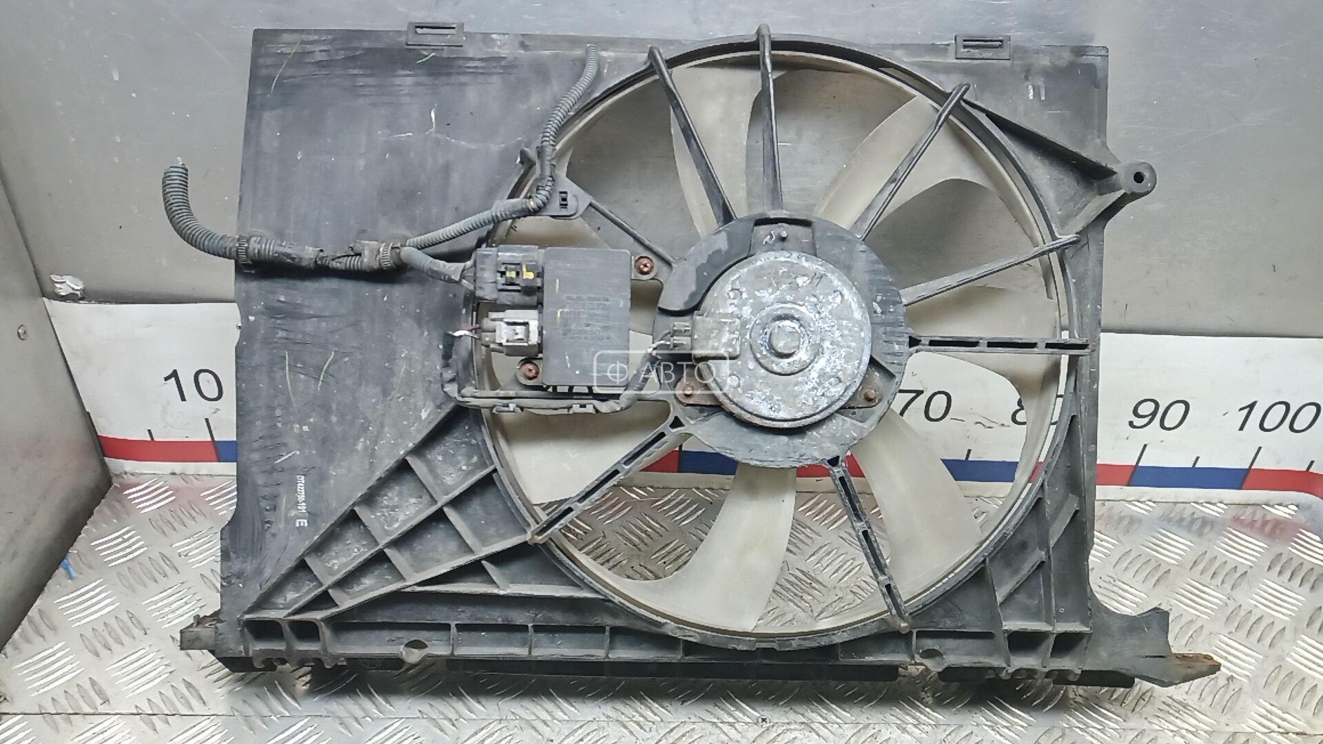 Вентилятор радиатора TOYOTA AURIS