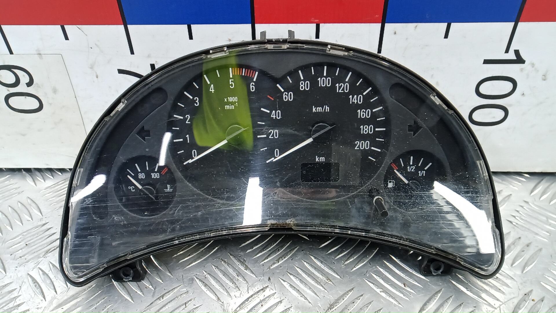 Щиток приборов (приборная панель) - Opel Combo C (2001-2011)
