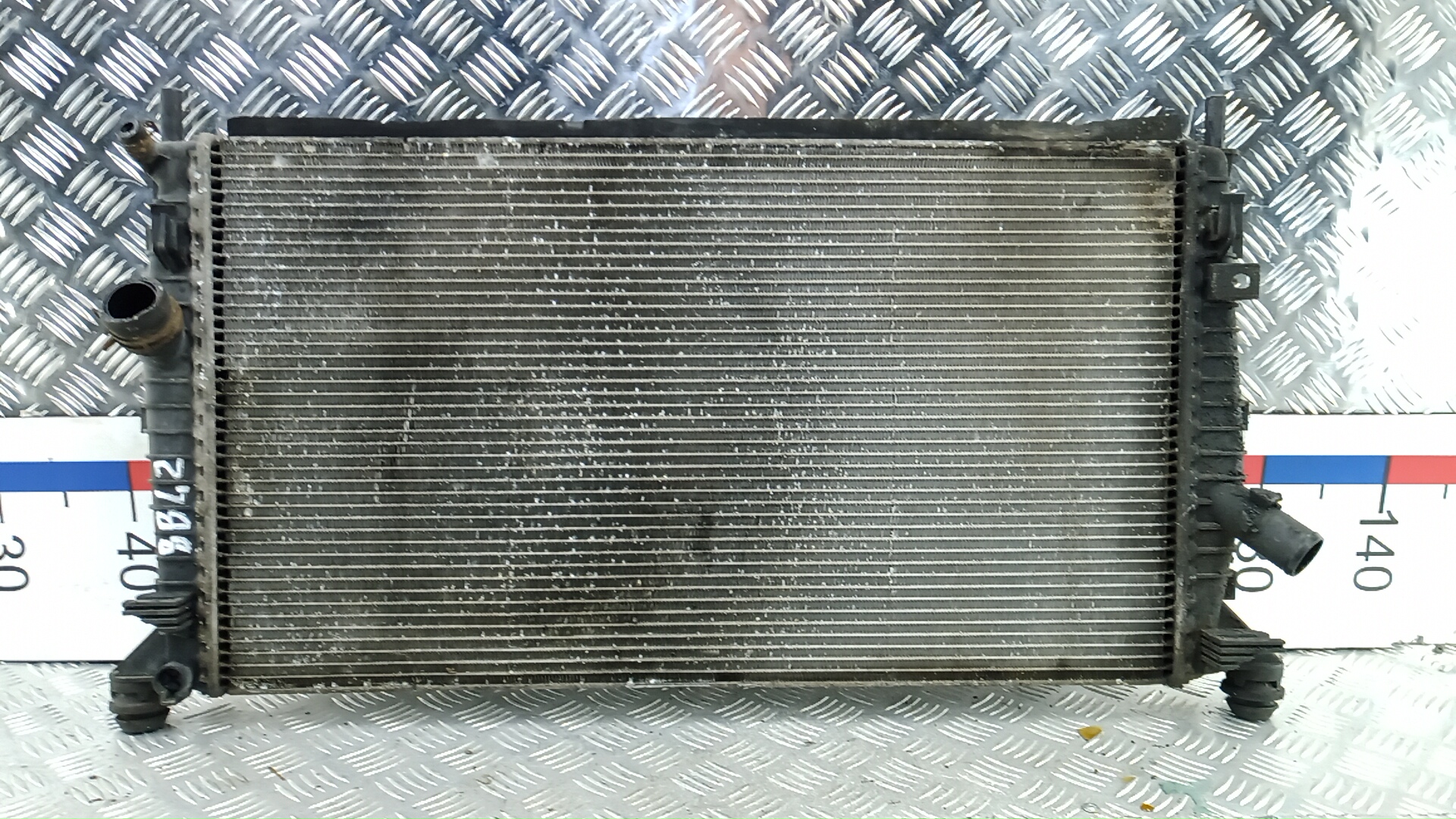 Радиатор основной - Volvo V50 (2004-2012)