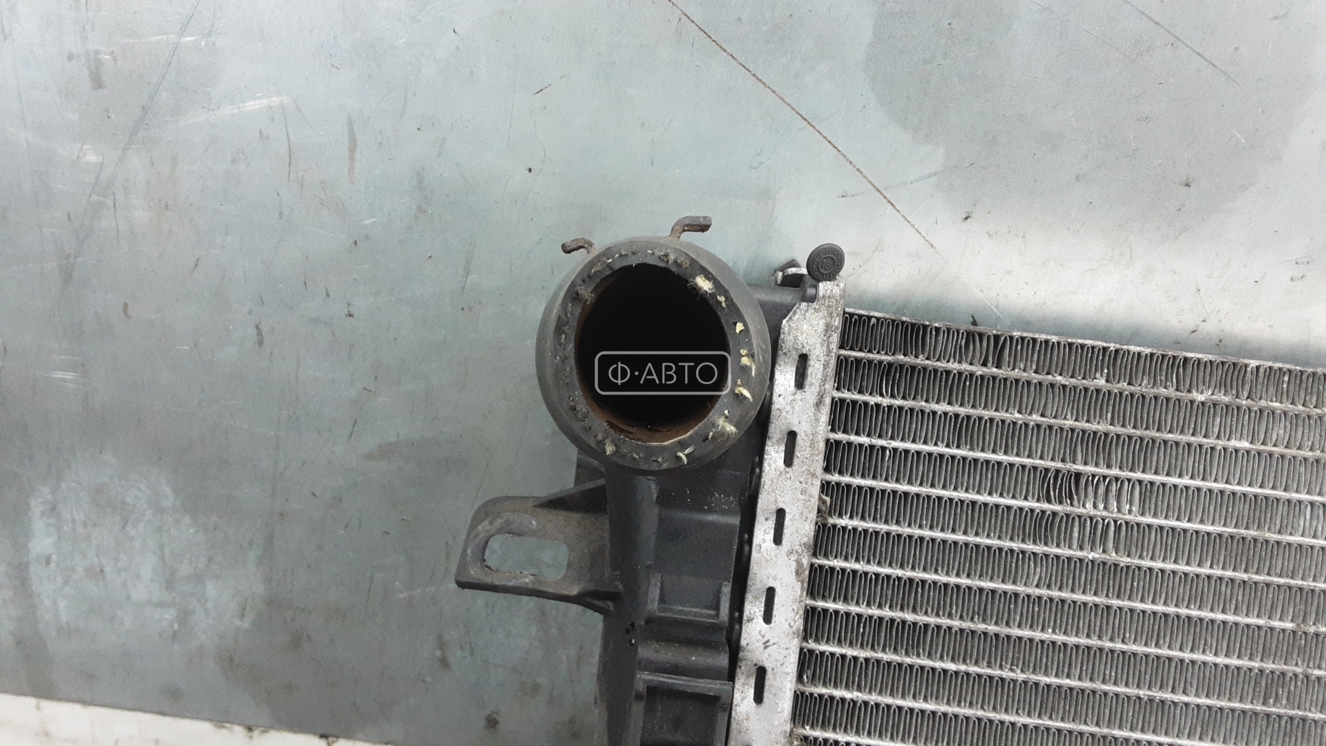 Радиатор основной Mercedes Vito (W639) купить в России