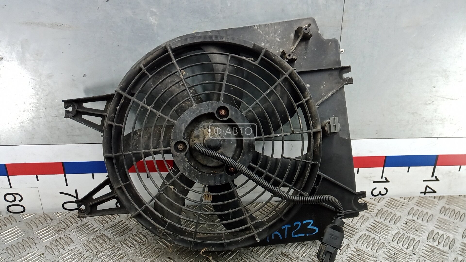 Вентилятор радиатора KIA SORENTO
