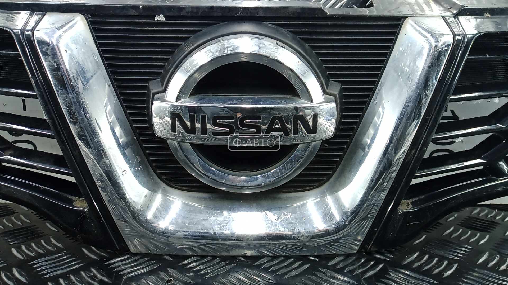 Решетка радиатора Nissan Qashqai 1 купить в Беларуси