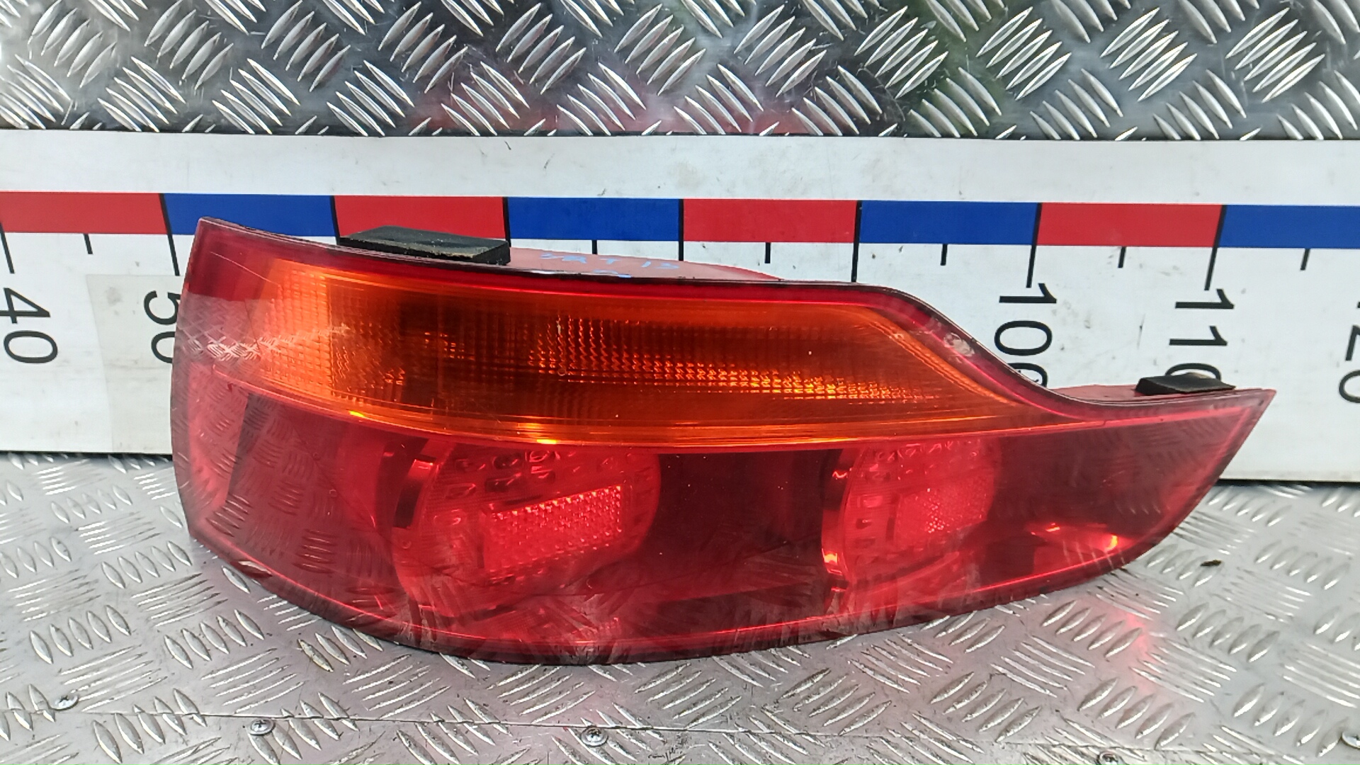 Фонарь - Audi Q7 (2005-2015)