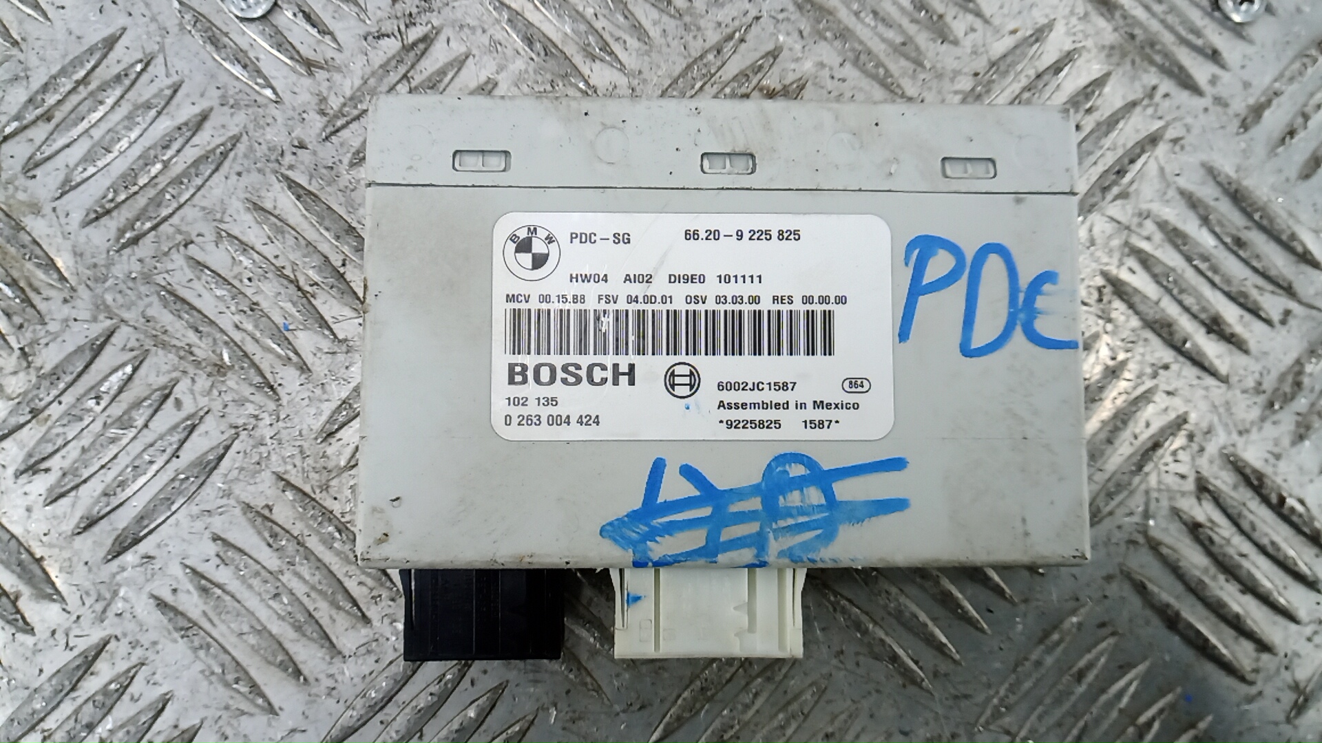 Блок управления парктрониками PDC - BMW X1 E84 (2012-2015)