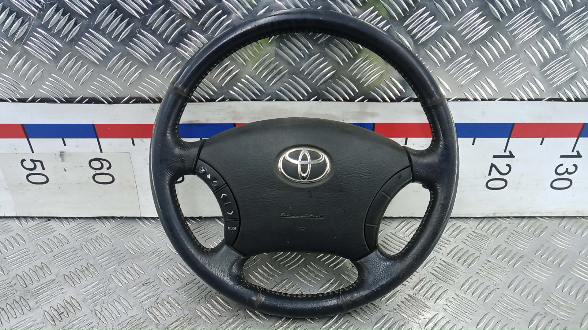 Руль - Toyota Avensis Verso (2001-2009)