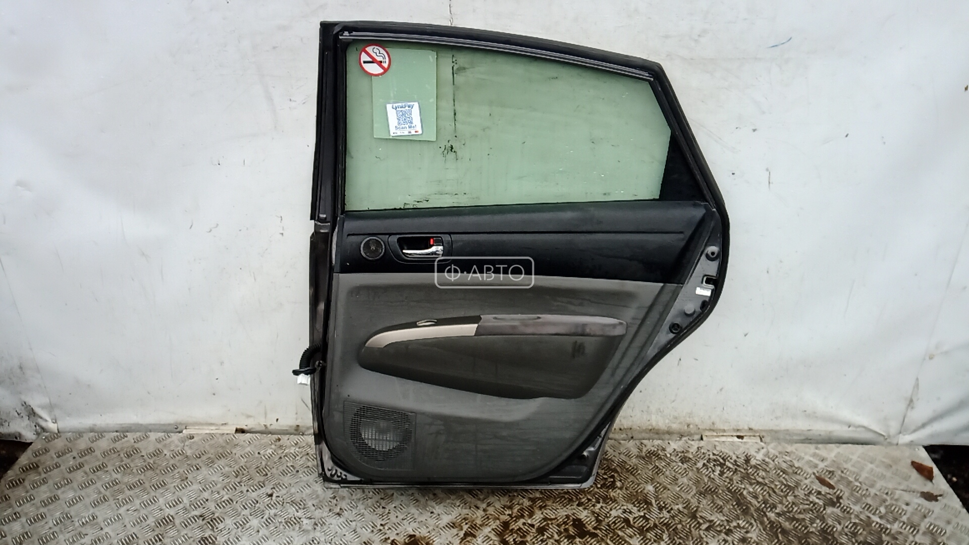 Дверь задняя правая Toyota Prius 2 купить в Беларуси