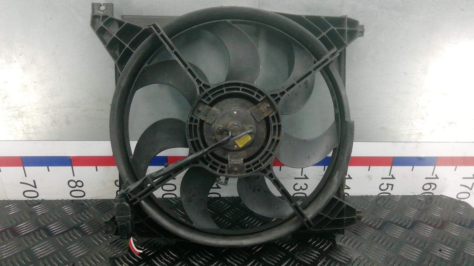 Вентилятор радиатора основного Kia Magentis 1 купить в России