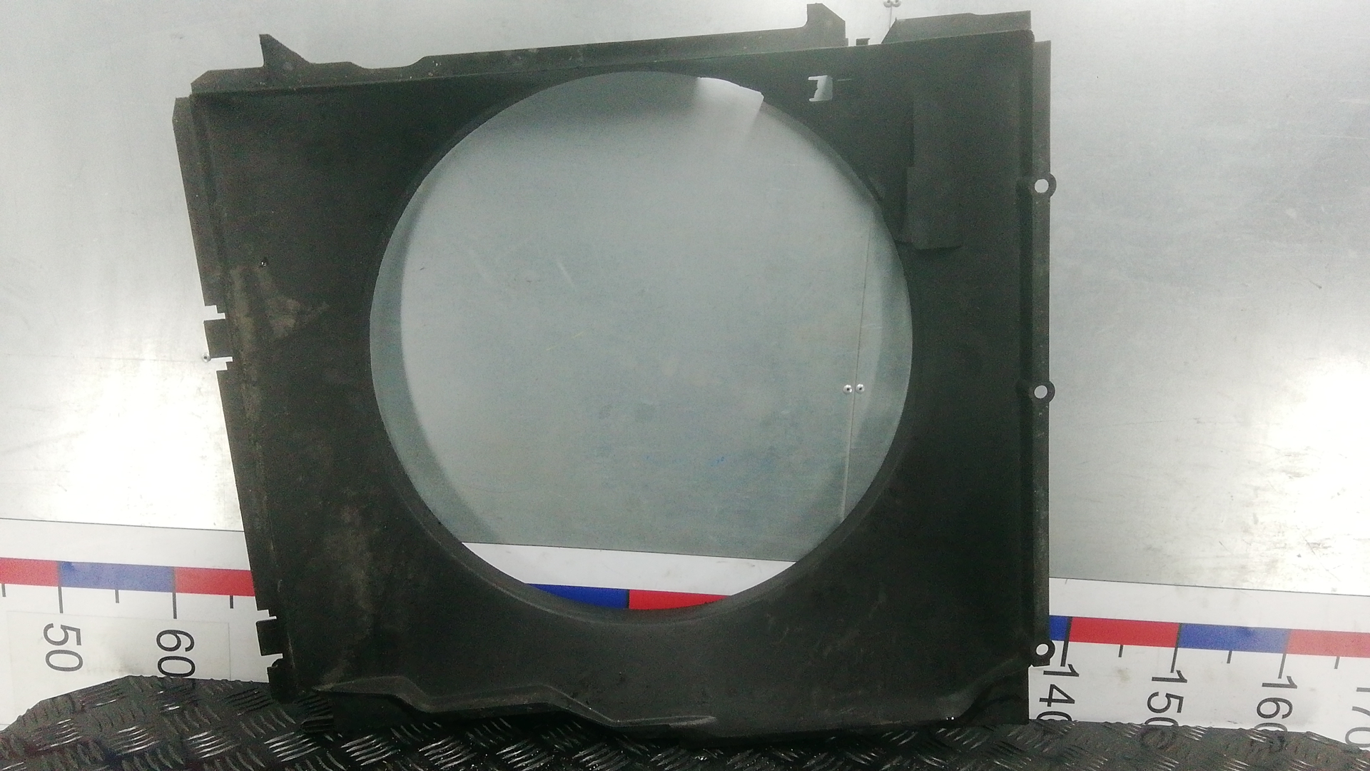 Диффузор вентилятора BMW X5 (E53) купить в России