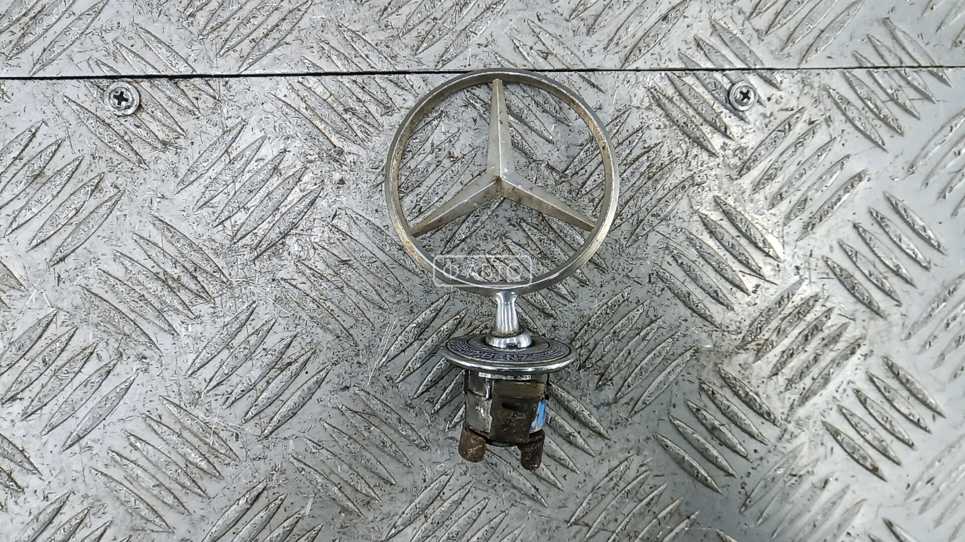 Эмблема - Mercedes E W211 (2002-2009)