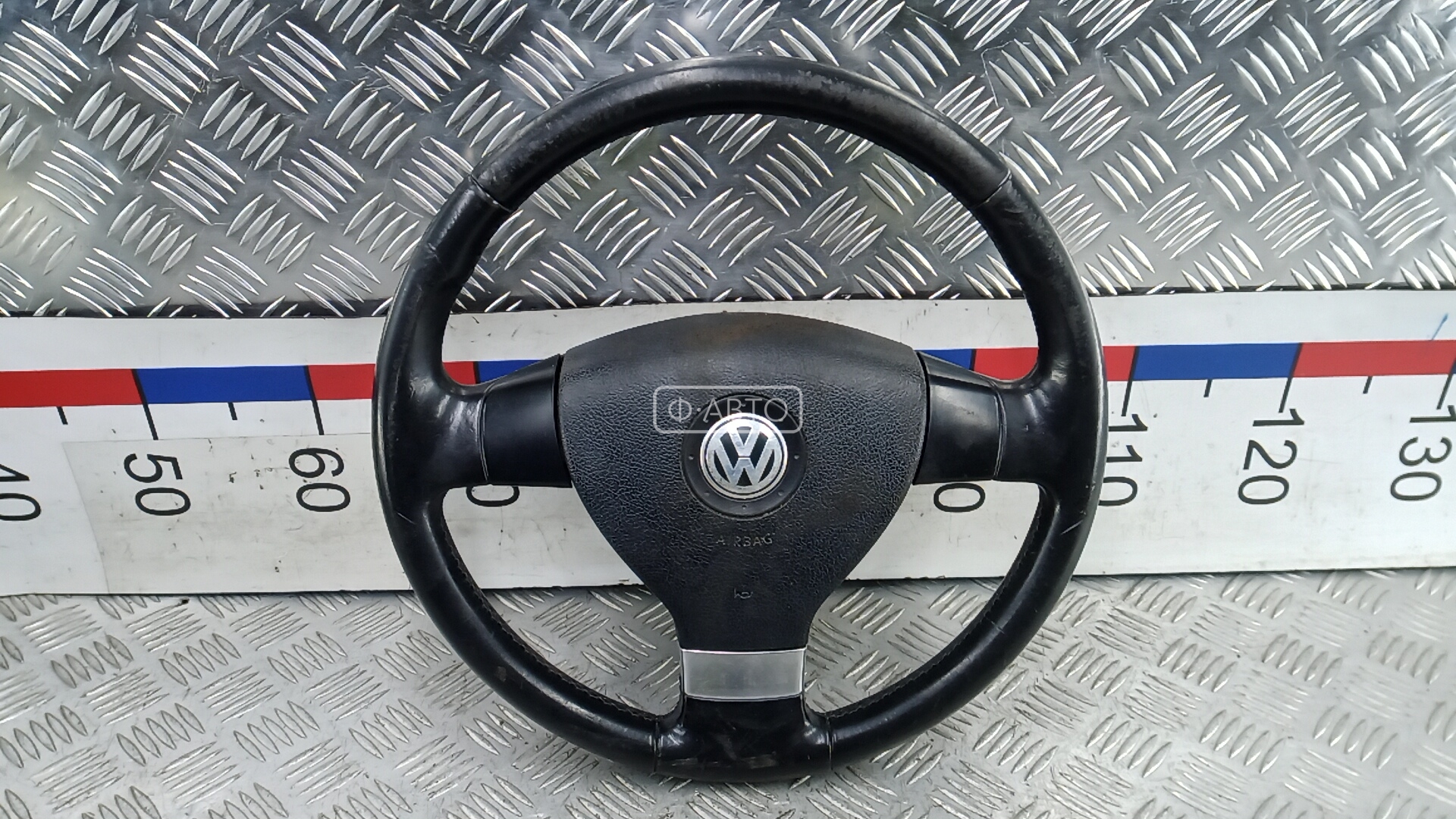 Руль Volkswagen Tiguan 1 купить в Беларуси