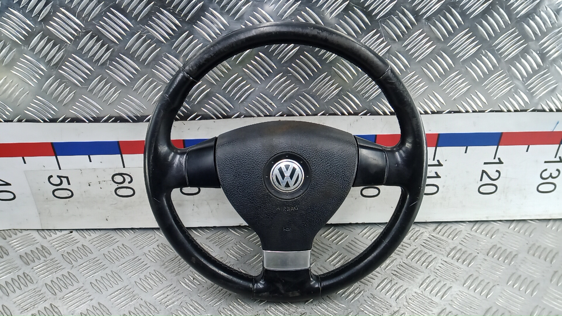 Руль - Volkswagen Tiguan (2007-2011)