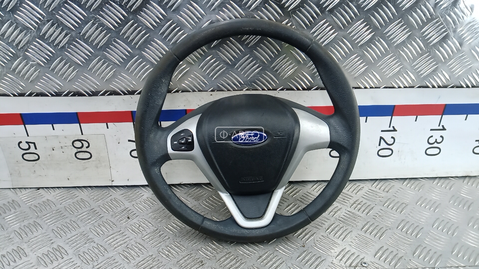 Руль - Ford Fiesta 6 (2009-2018)