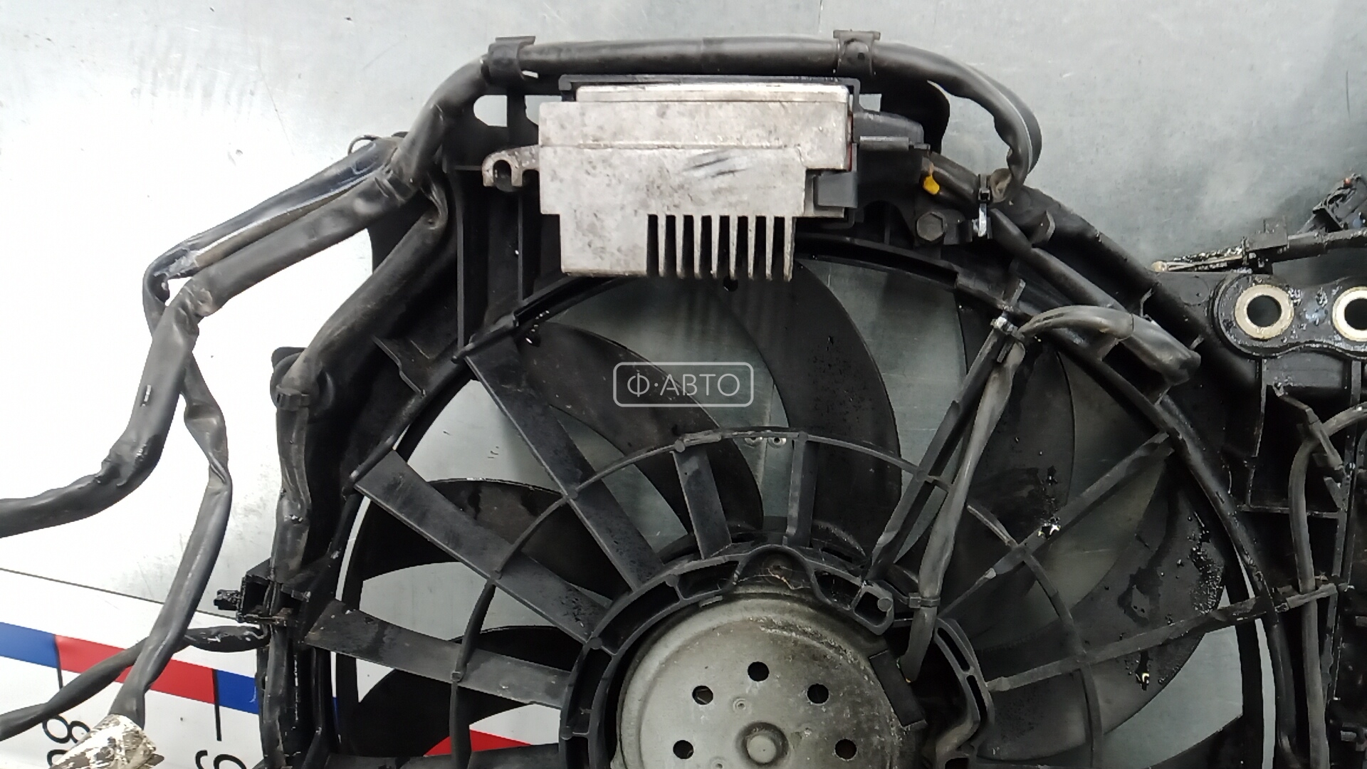 Вентилятор радиатора основного Audi A4 B8 купить в России